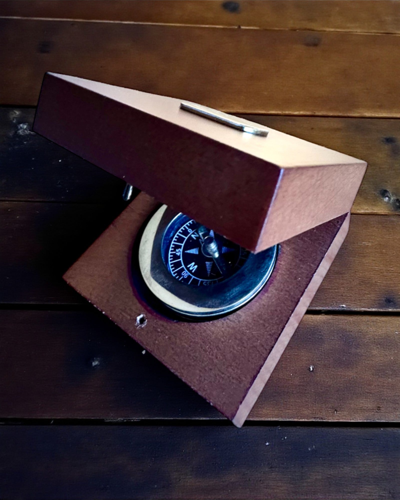 Kompas Podróżnika Rajput z możliwością personalizacji - na prezent