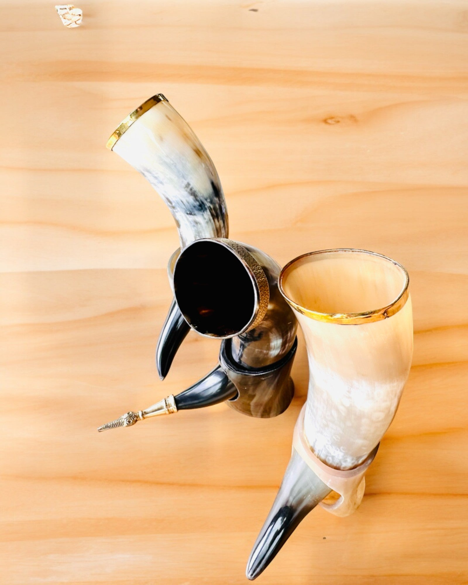 Cana din Corn "Viking Valor" - Gravură Manuală, Calitate Premium - 4 variante disponibile