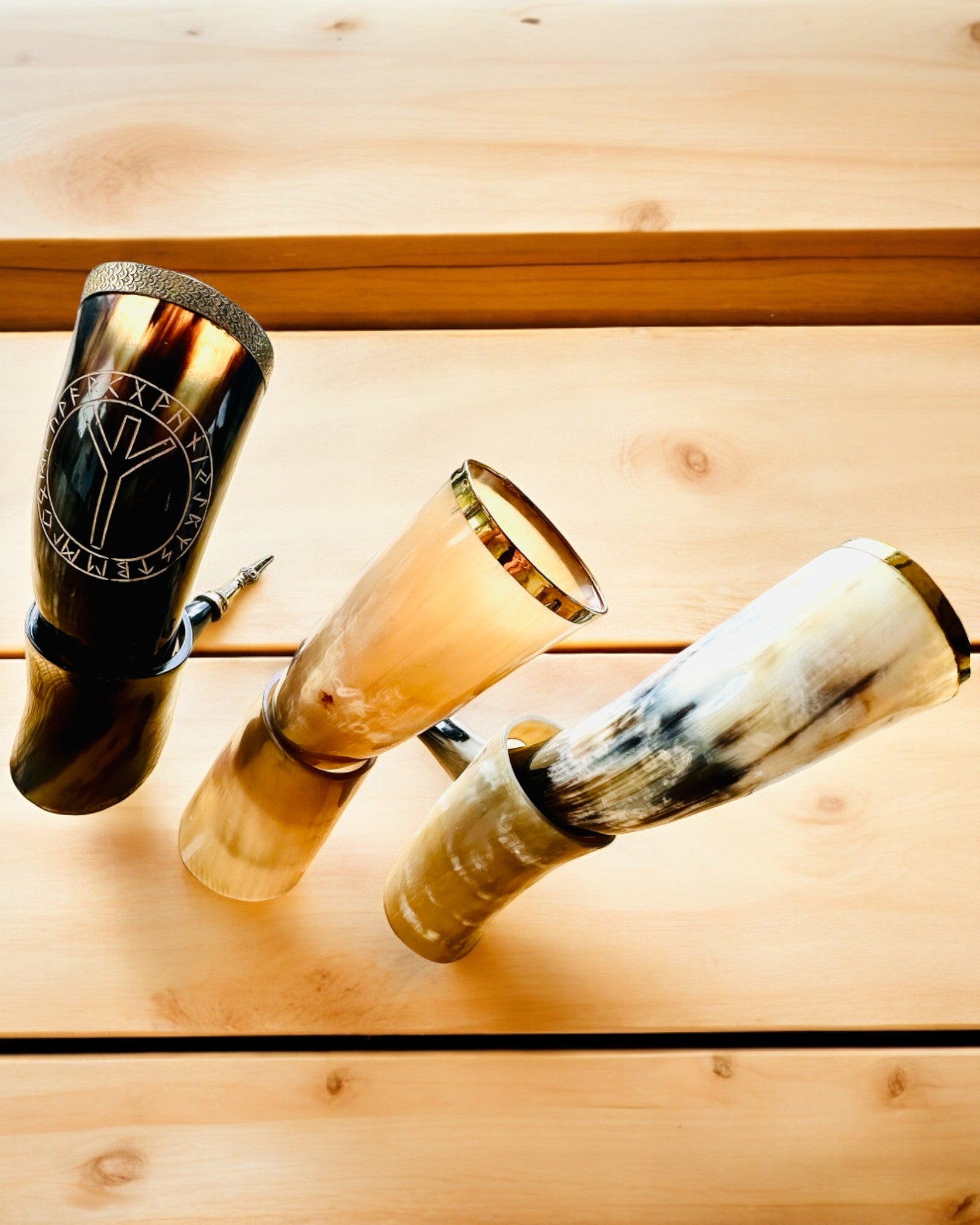 Cana din Corn "Viking Valor" - Gravură Manuală, Calitate Premium - 4 variante disponibile