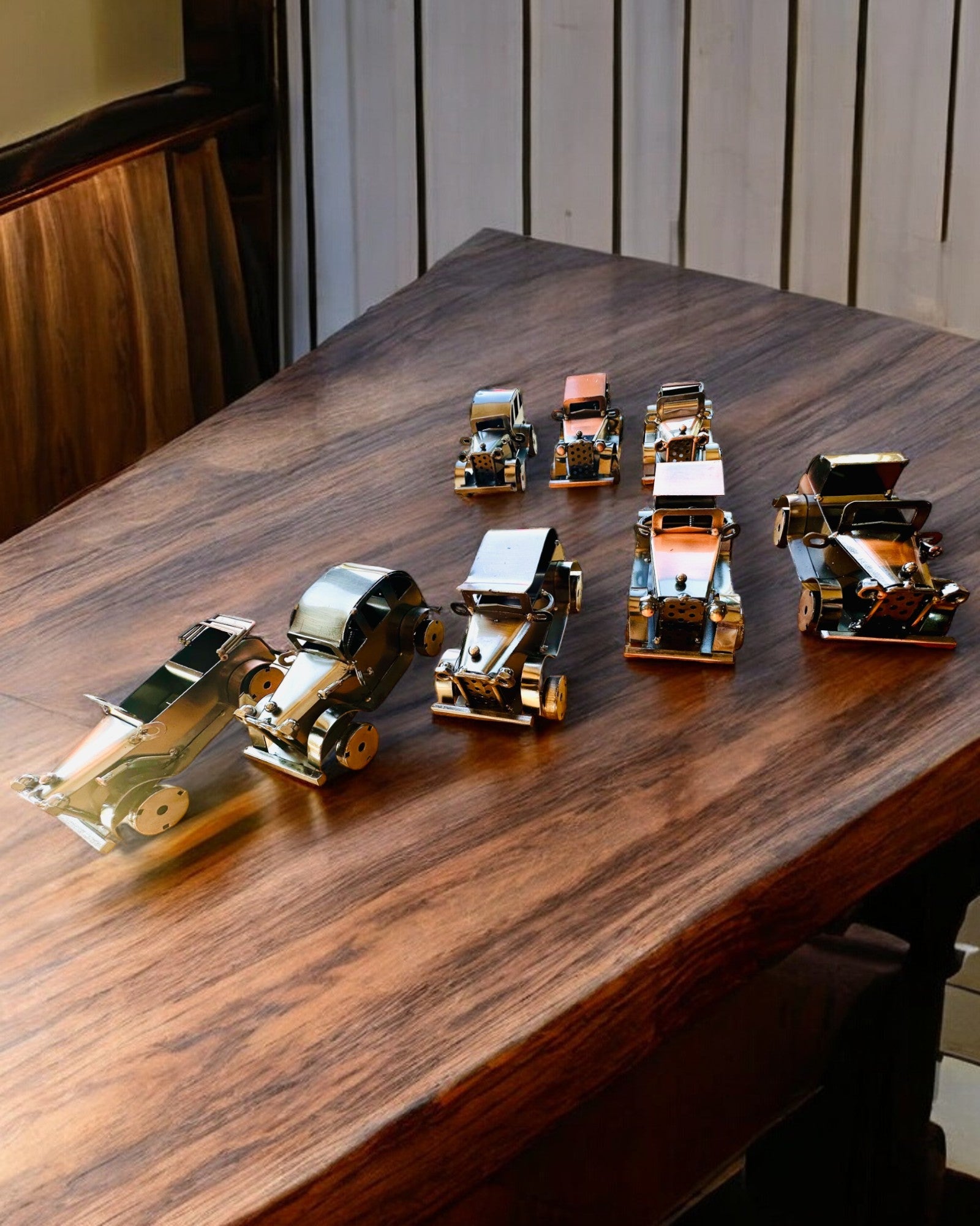 Mașină clasică Retro, automobil, din Fier - Colecția "Vintage Drive", model de mașină, personalizare cu gravură pentru cadou