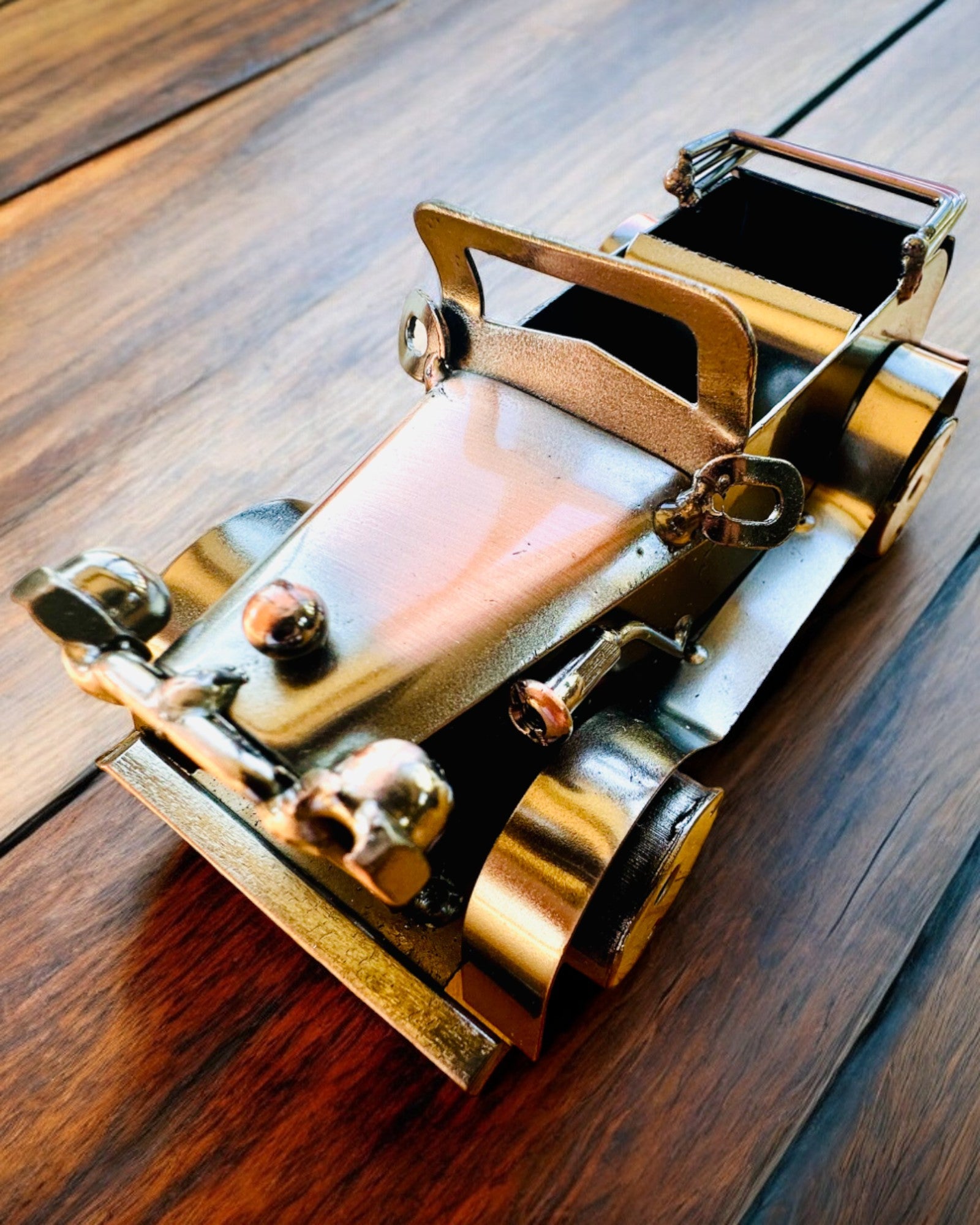 Mașină clasică Retro, automobil, din Fier - Colecția "Vintage Drive", model de mașină, personalizare cu gravură pentru cadou