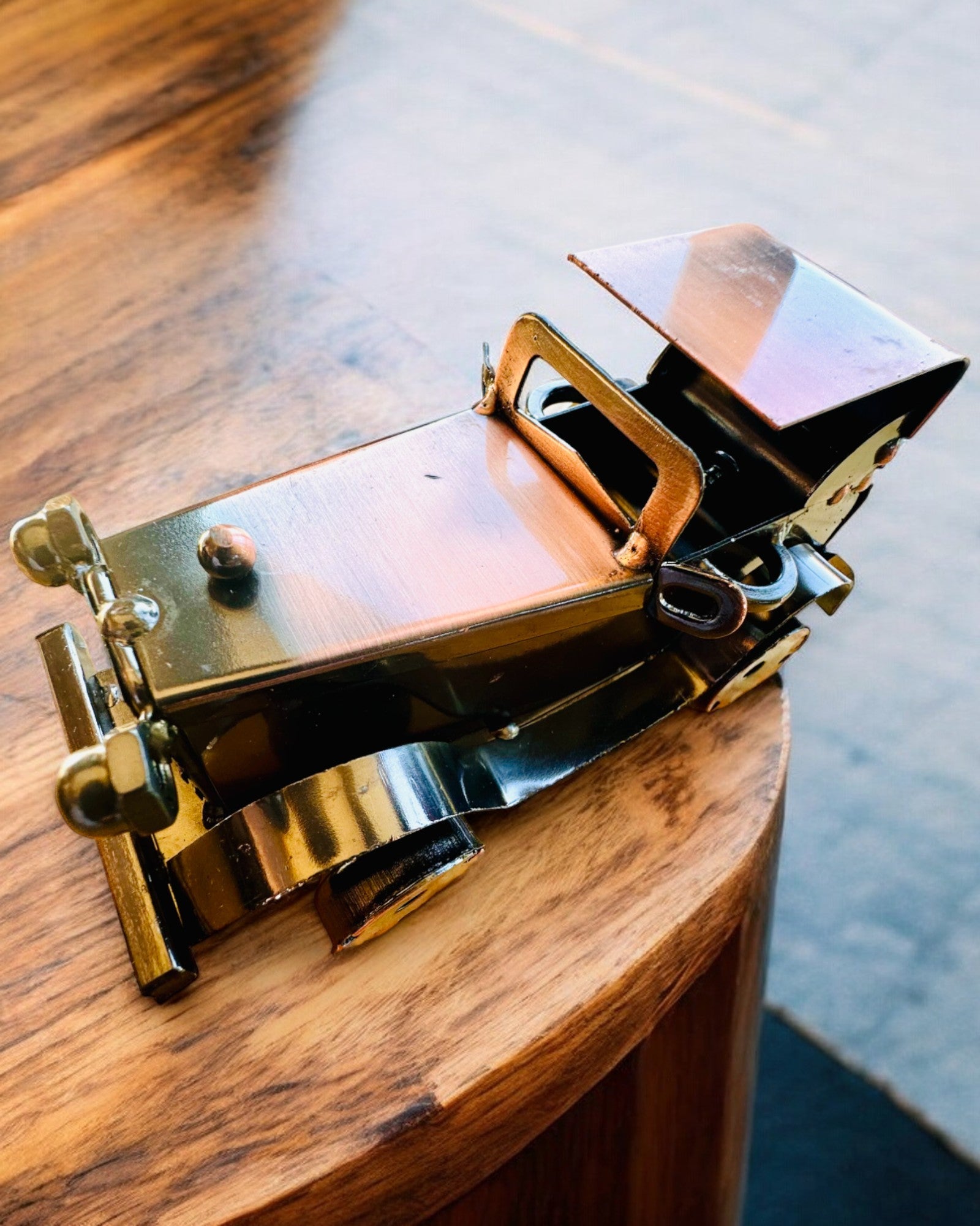 Mașină clasică Retro, automobil, din Fier - Colecția "Vintage Drive", model de mașină, personalizare cu gravură pentru cadou