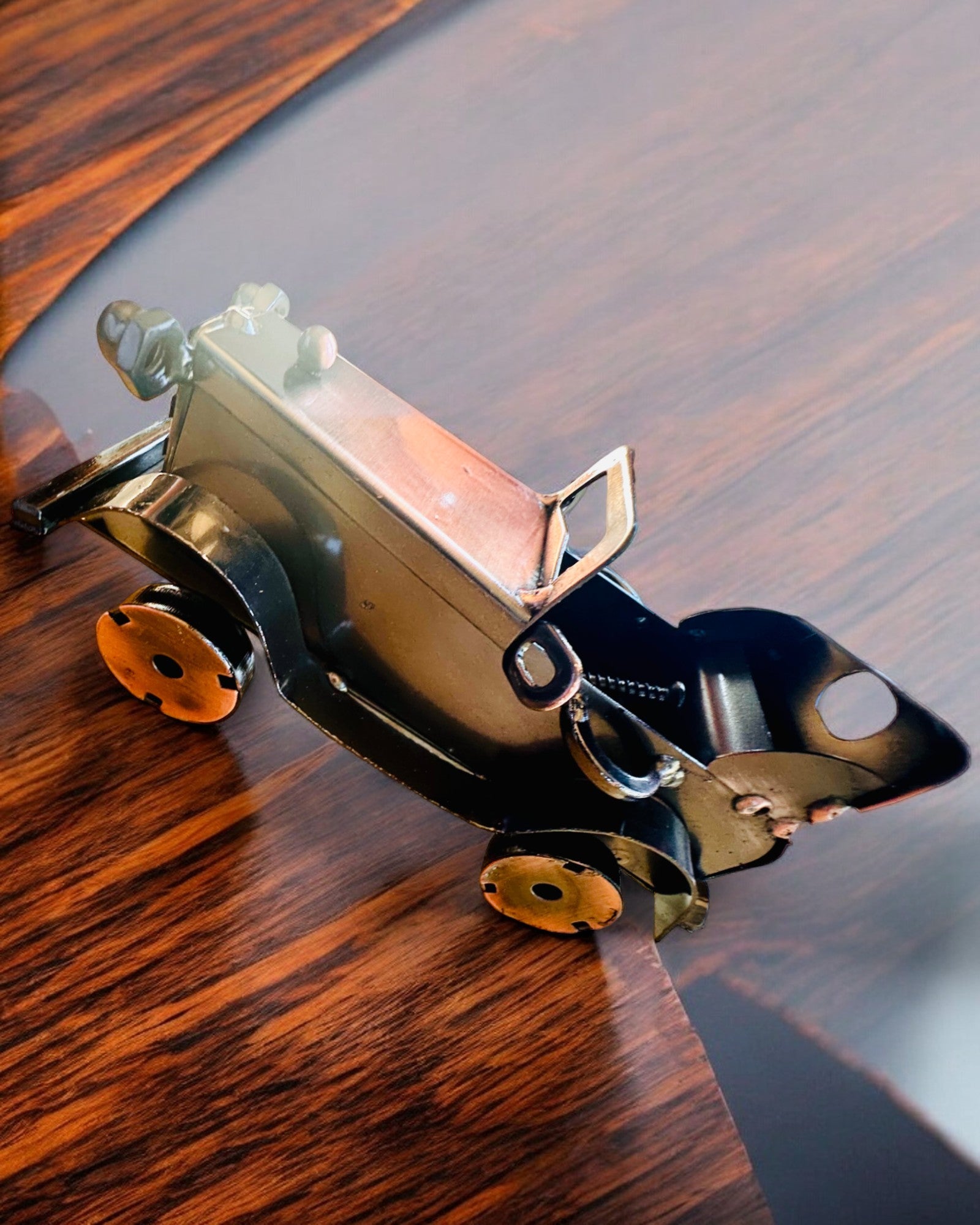 Mașină clasică Retro, automobil, din Fier - Colecția "Vintage Drive", model de mașină, personalizare cu gravură pentru cadou