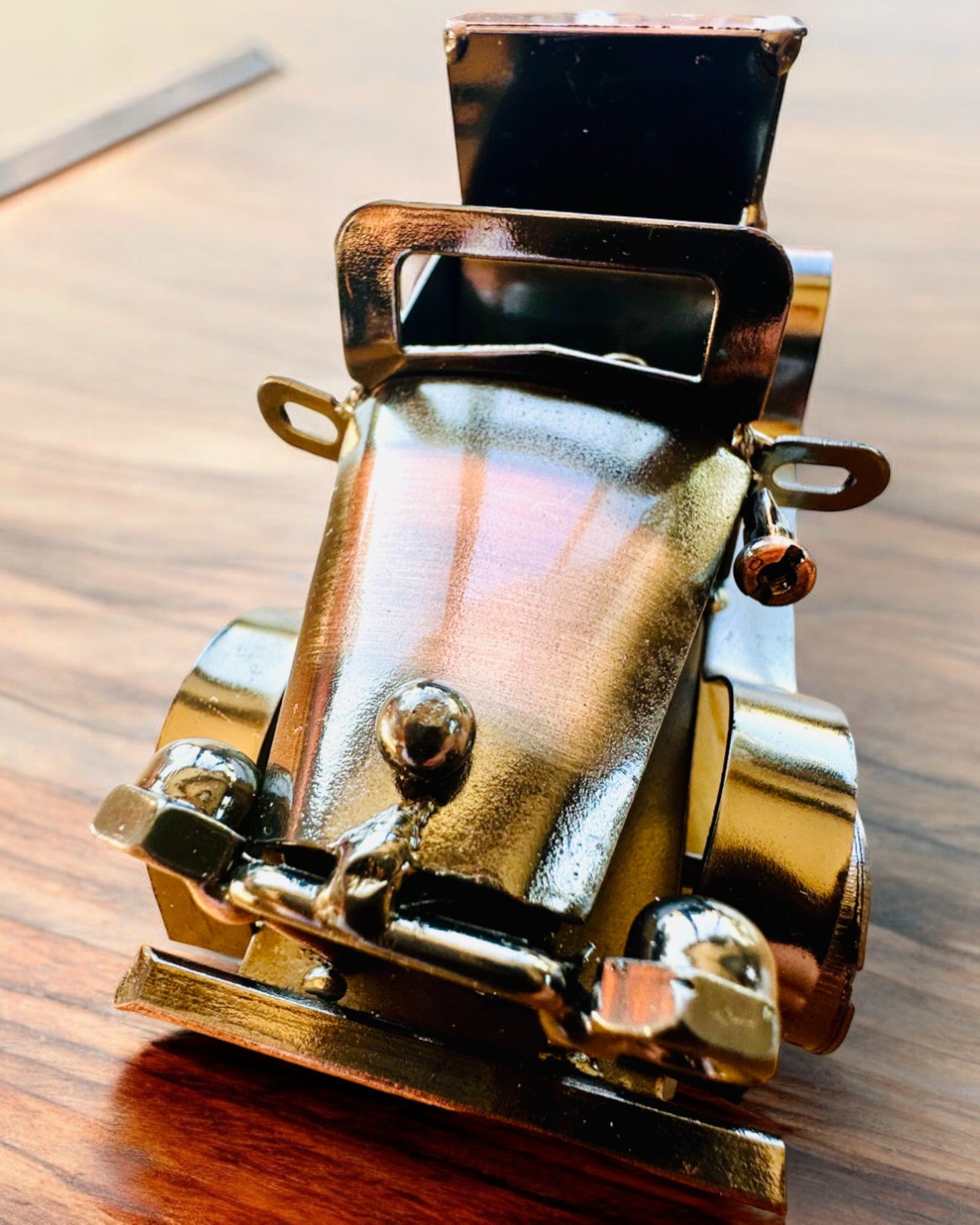 Mașină clasică Retro, automobil, din Fier - Colecția "Vintage Drive", model de mașină, personalizare cu gravură pentru cadou