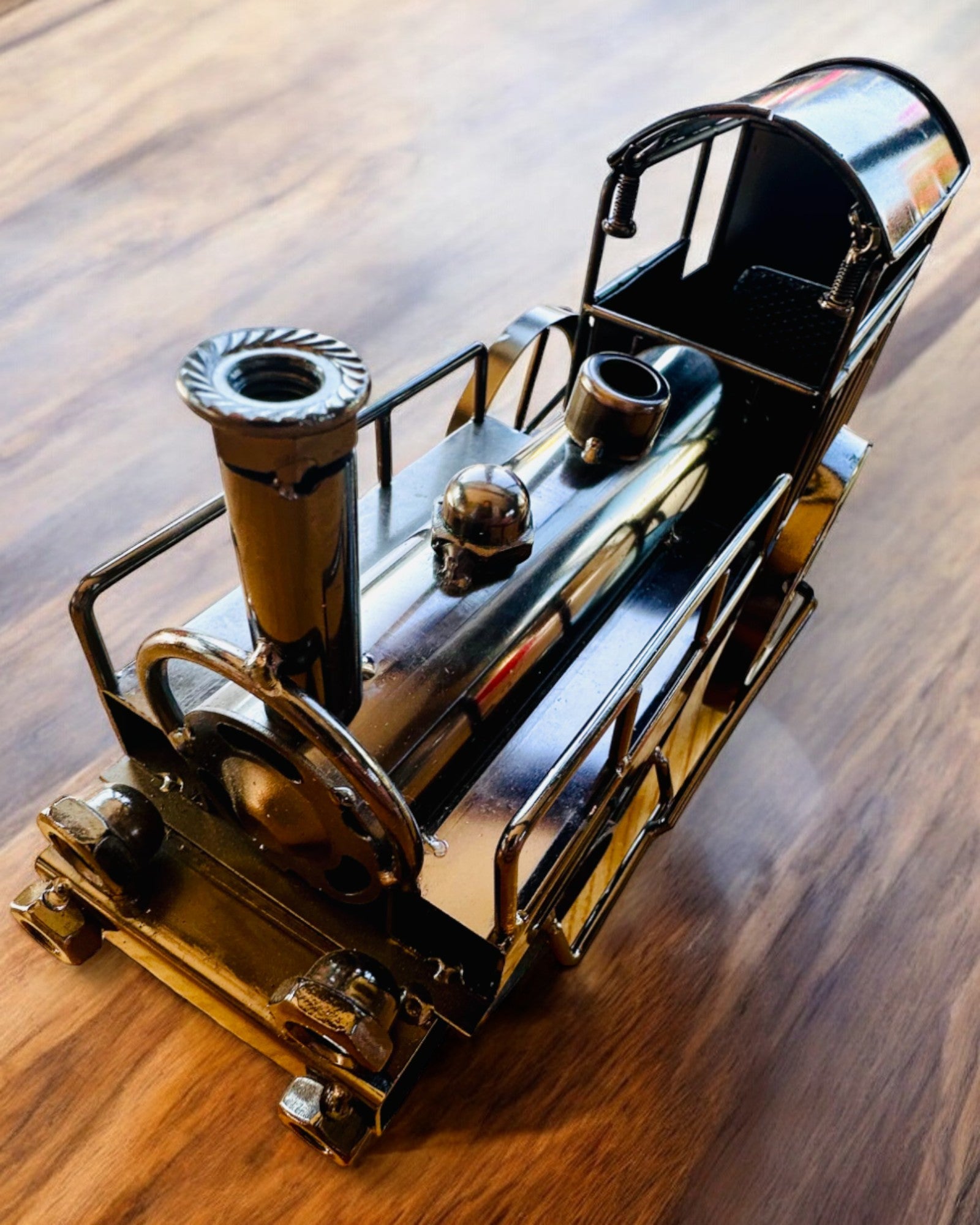 Lokomotywa z żelaza „Retro Express” – dekoracja, model, ręcznie wykonana z możliwością grawerowania na prezent