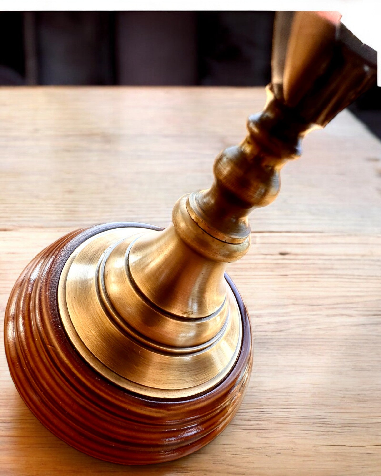 Astrolabium Artis 2 - 30 cm înălțime, Realizat Manual cu Opțiune de Gravare, decorațiune pentru birou, premium