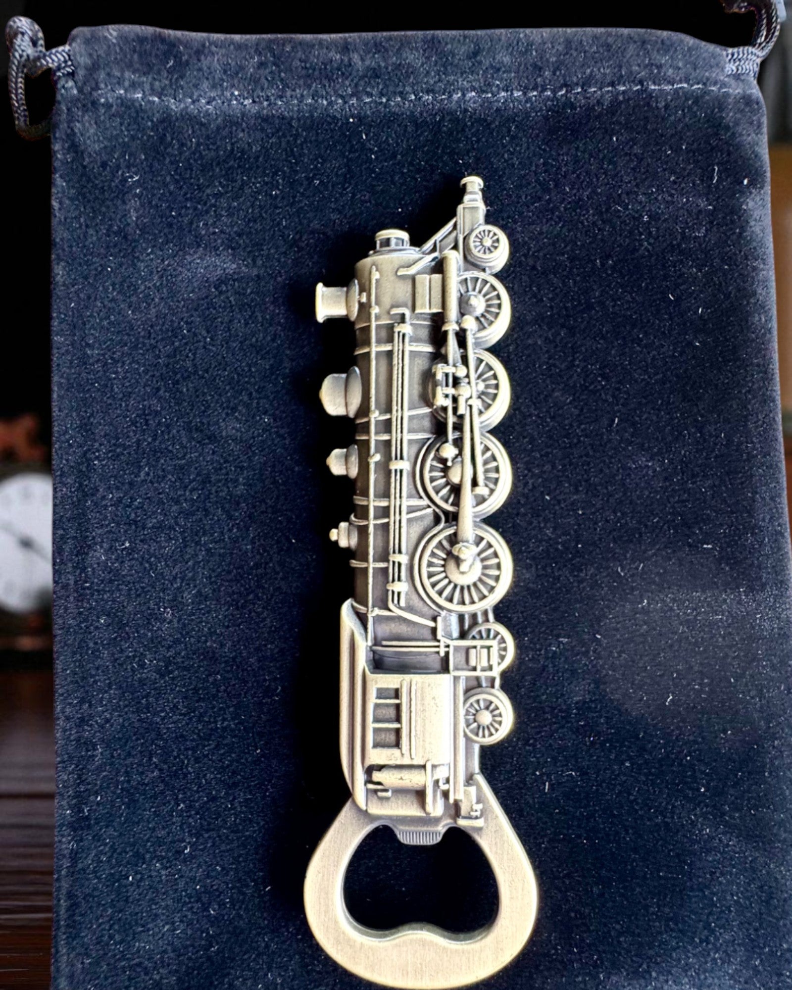 Deschizător de sticle Vintage Motorizare - 3 variante, personalizare cu gravură pentru cadou