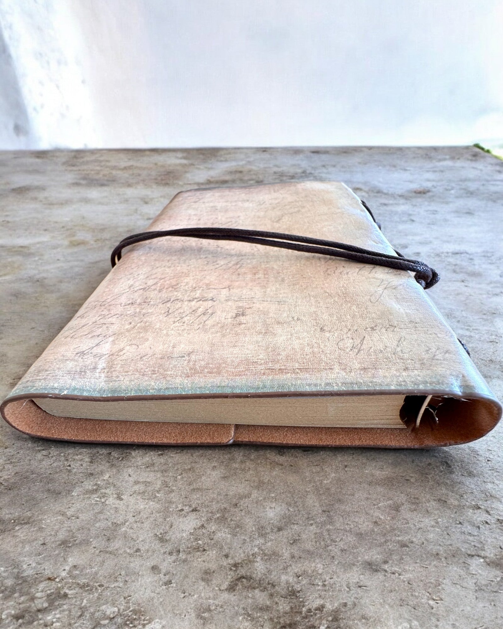 Notatnik Vintage Memoire cu gravură personalizată - 3 modele la alegere, caiet cadou
