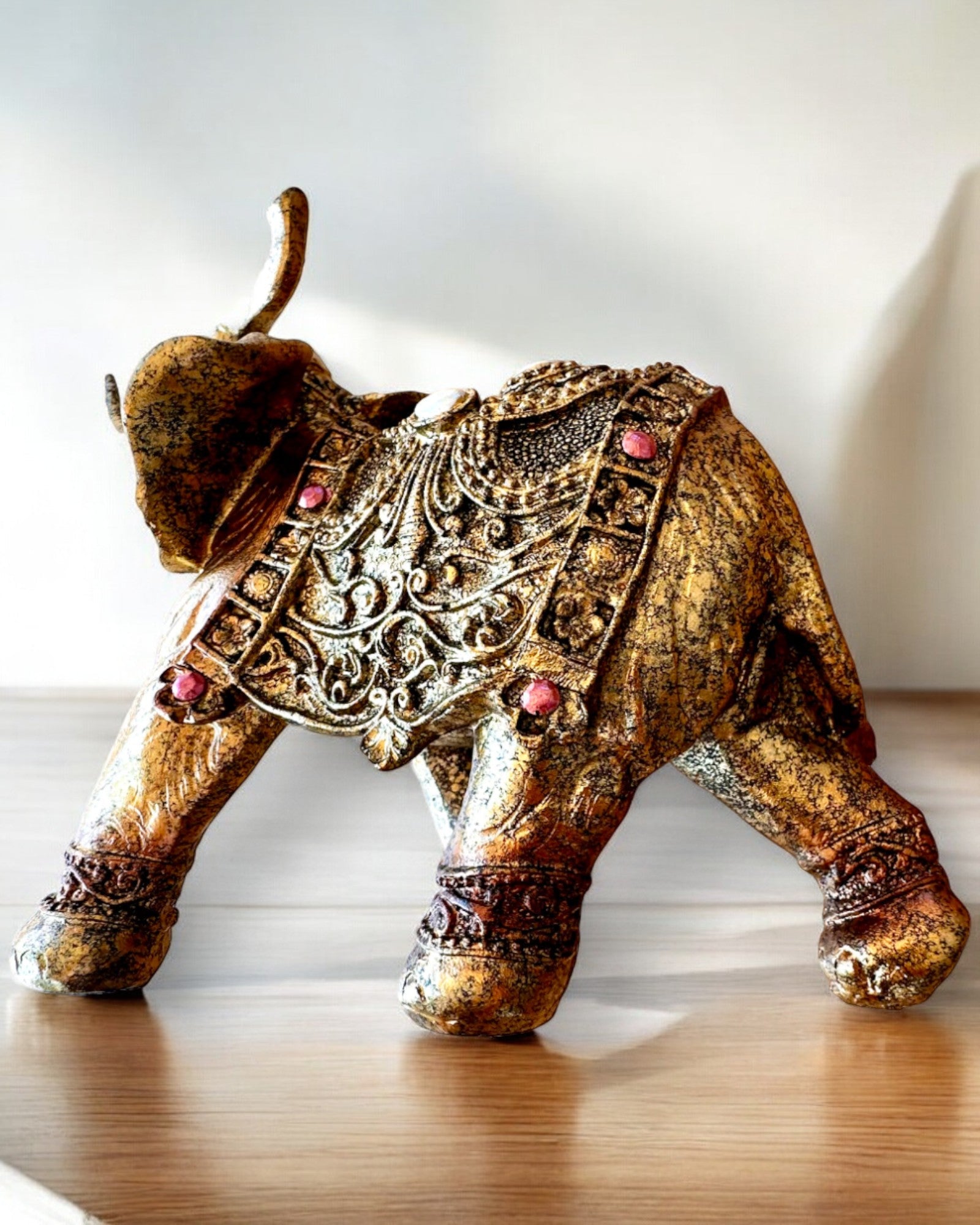 Elefant Regal cu Posibilitate de Gravare - Eleganță și Lux, personalizare pentru cadou