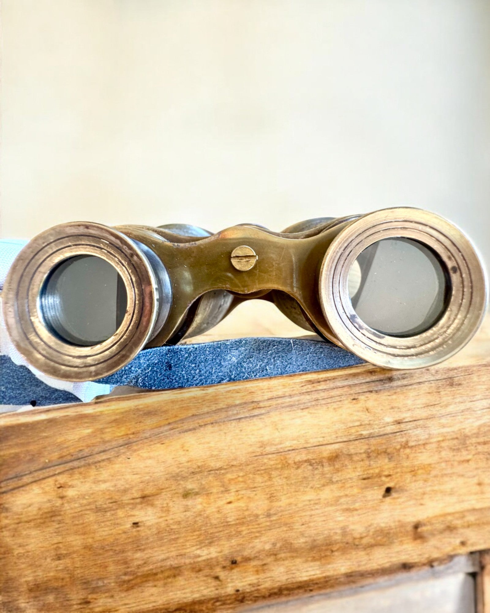 Binoclu cu etui din piele Victorian's Eye, 11 cm din alamă, decorat manual, personalizare cu gravură pentru cadou