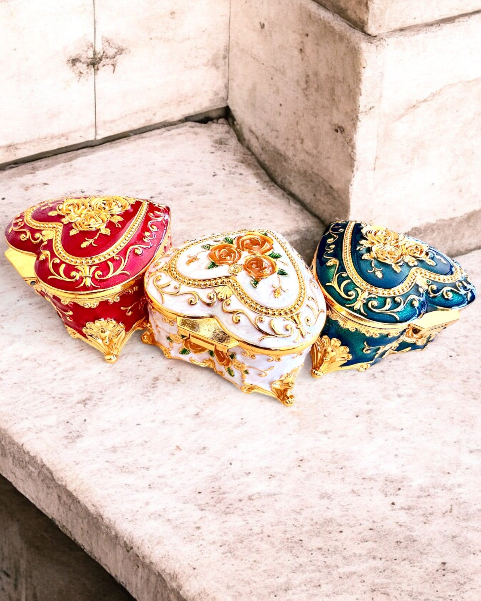 Cutie de bijuterii "Royal Elegance" - cu opțiune de gravare pentru cadou, 3 variante disponibile