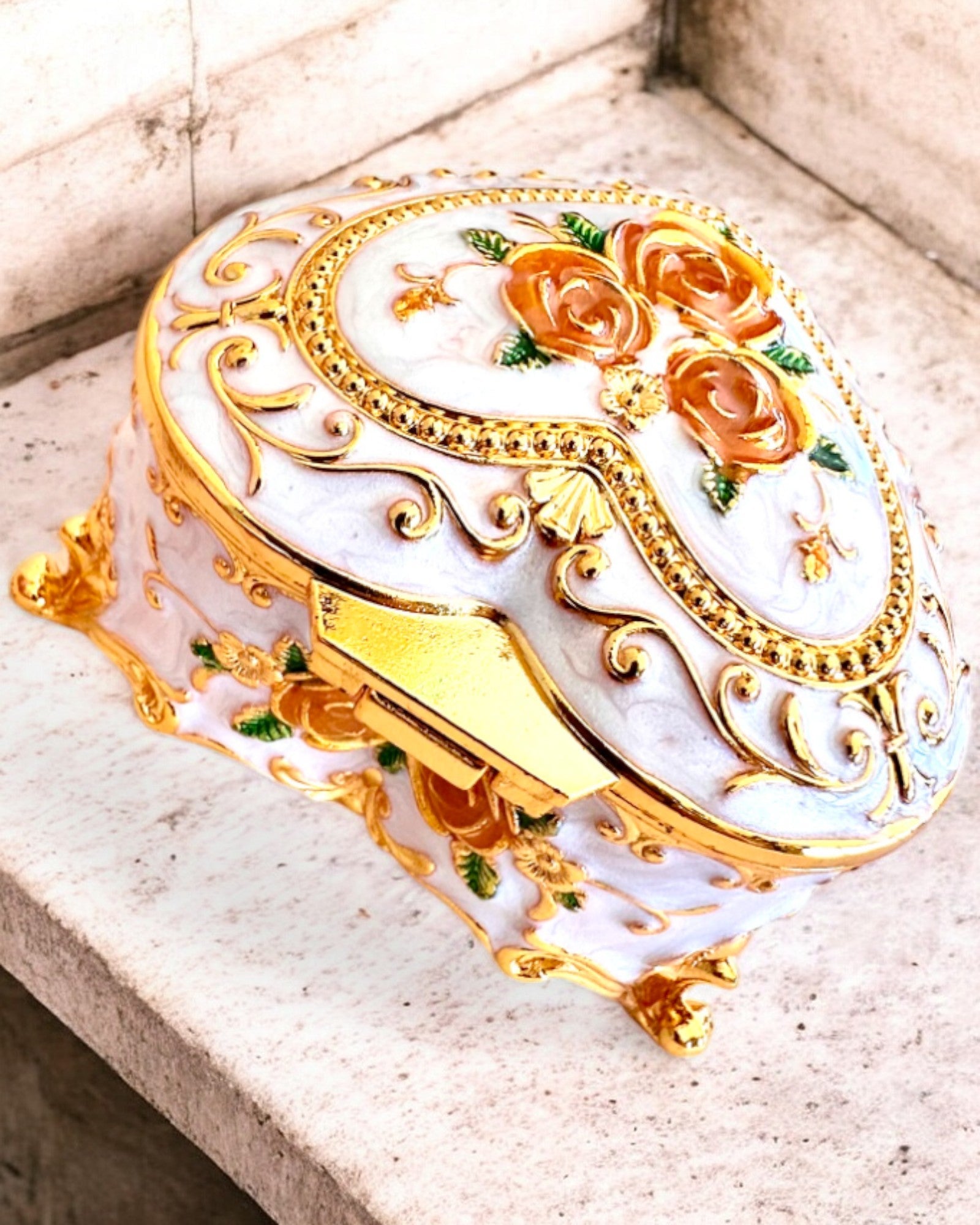 Cutie de bijuterii "Royal Elegance" - cu opțiune de gravare pentru cadou, 3 variante disponibile