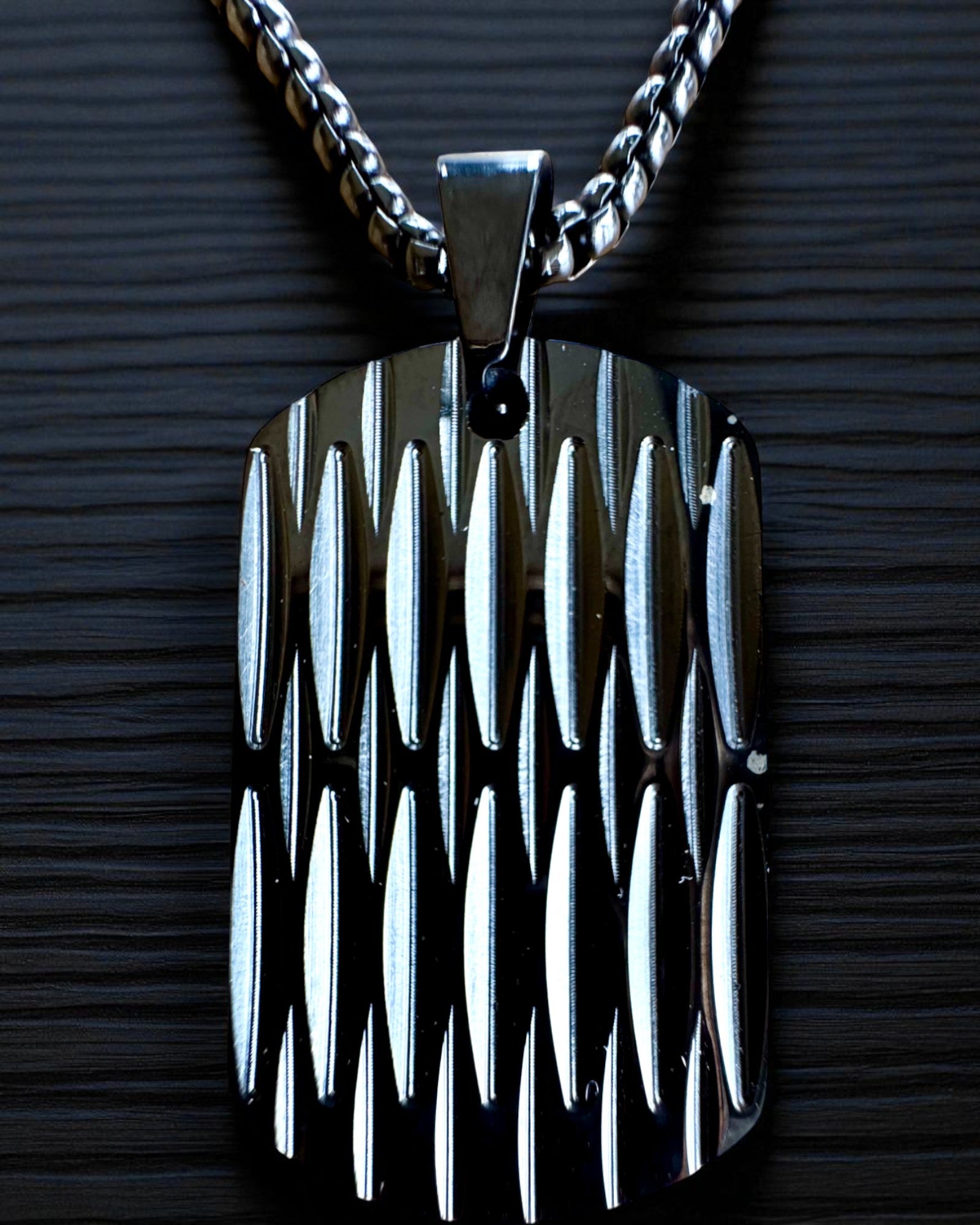 Colier bărbătesc Dog Tag „SteelVision” – oțel inoxidabil, 15 variante, personalizare cu gravură