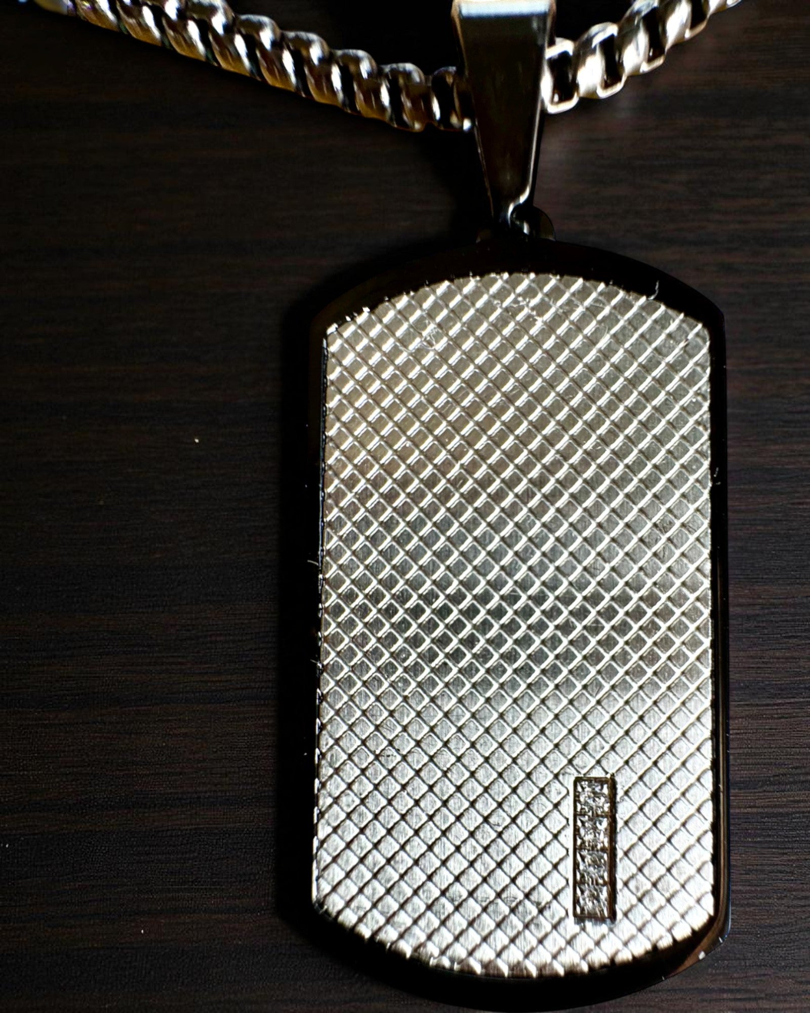 Colier bărbătesc Dog Tag „SteelVision” – oțel inoxidabil, 15 variante, personalizare cu gravură