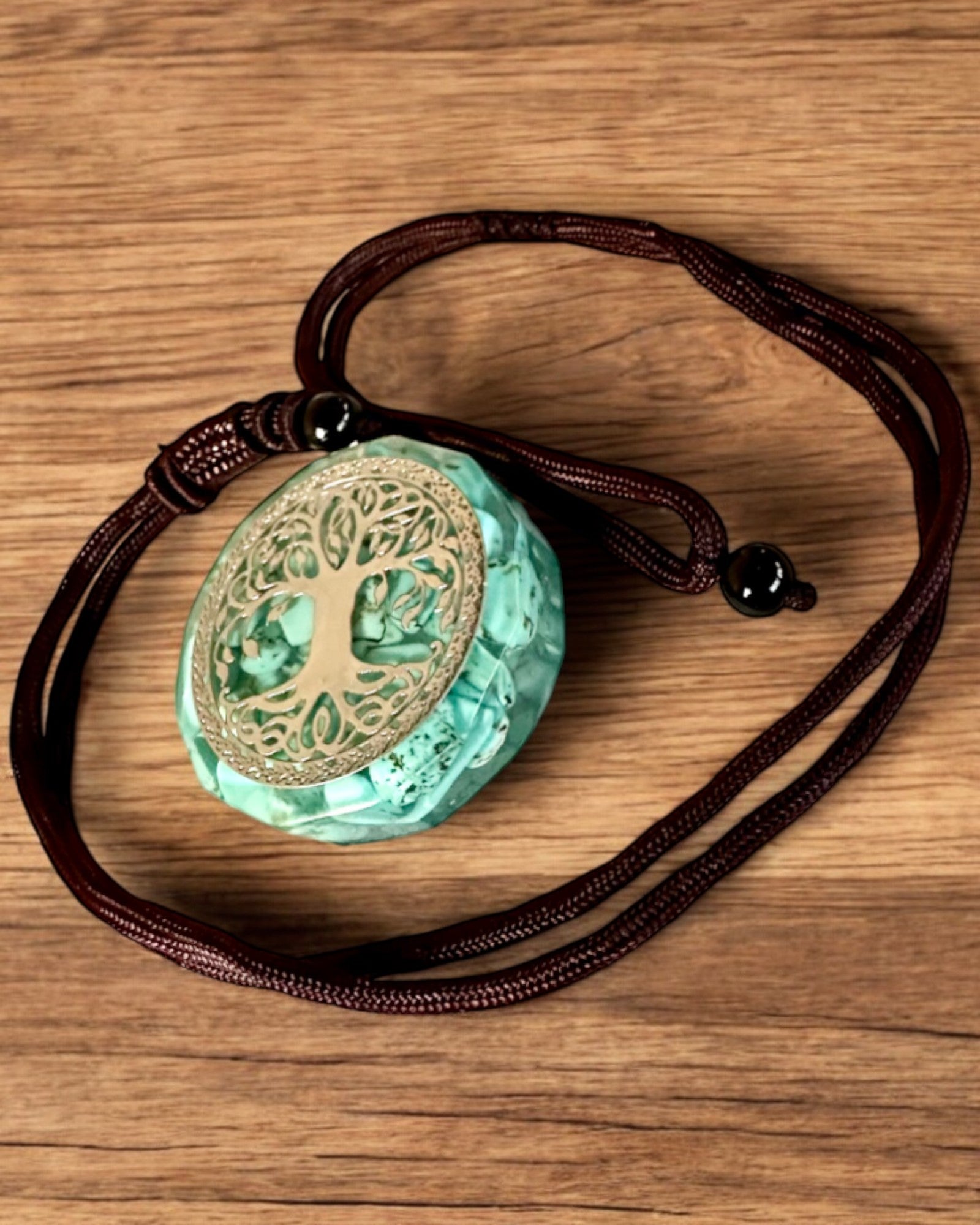 Amulet „Drzewo Życia” cu turcoaz – Puterea ta personală, colier cadou, personalizare cu gravură