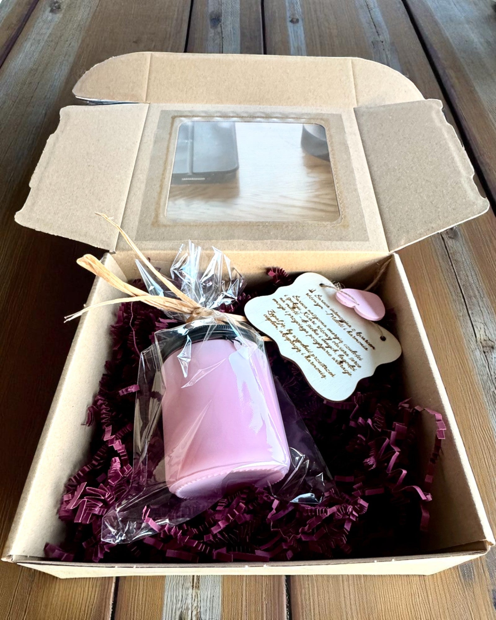 Świeca sojowa intencyjna Kwarc Różowy – miłość, harmonia i spokój serca, 250 ml, możliwość personalizacji na prezent