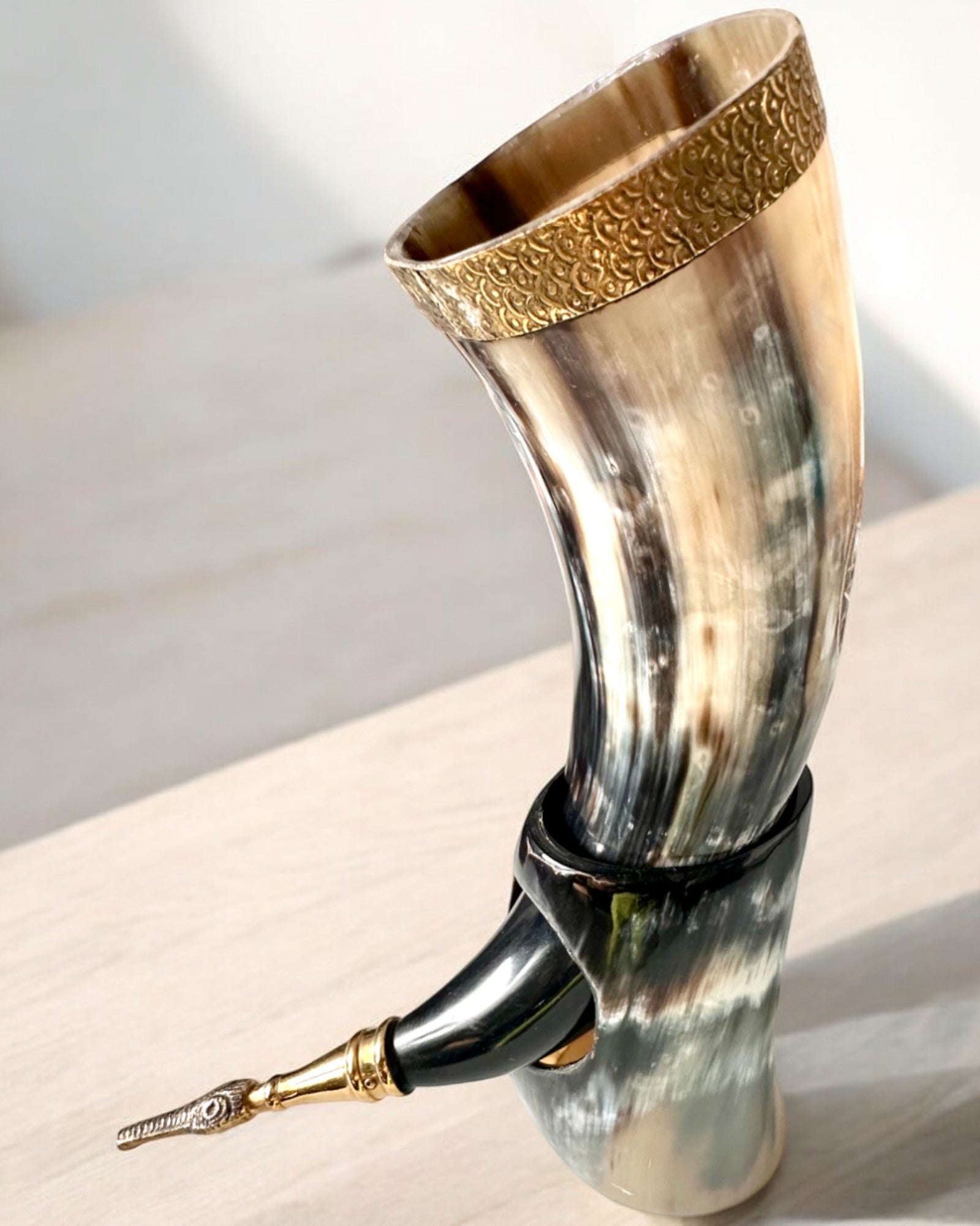 Cana din Corn "Viking Valor" - Gravură Manuală, Calitate Premium - 4 variante disponibile