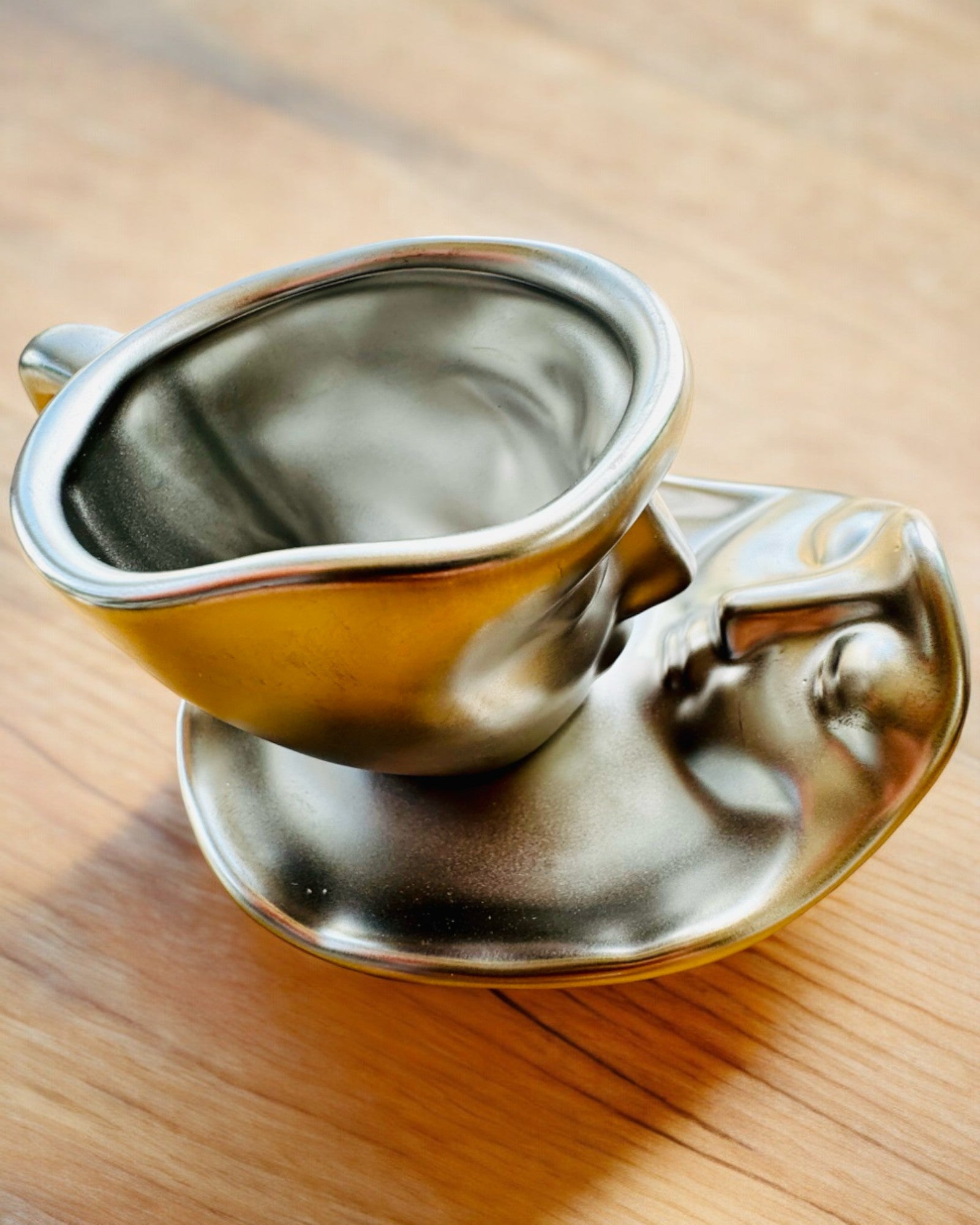 Set de 2 Căni Ceramice Elegante „Maska” – Posibilitate de personalizare cu gravură pentru cadou