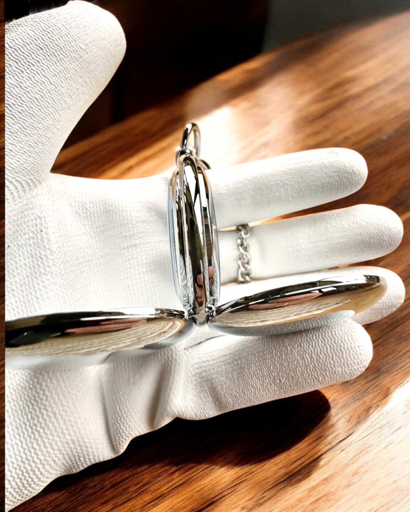 Ceas de buzunar mecanic clasic cu capac dublu, manual, culoare argintie