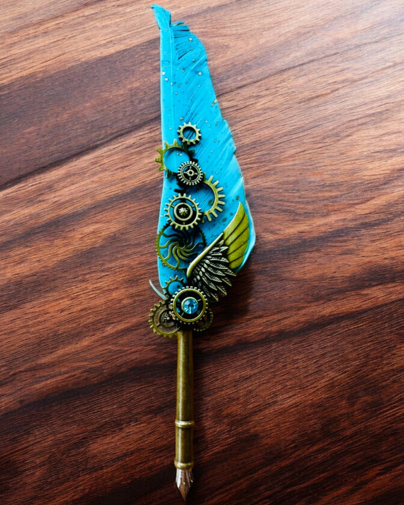 Peniță Caligrafică „Eleganța Steampunk” cu Peniță de Curcan - Realizată Manual 5 variante la alegere, personalizare cu gravură pentru cadou