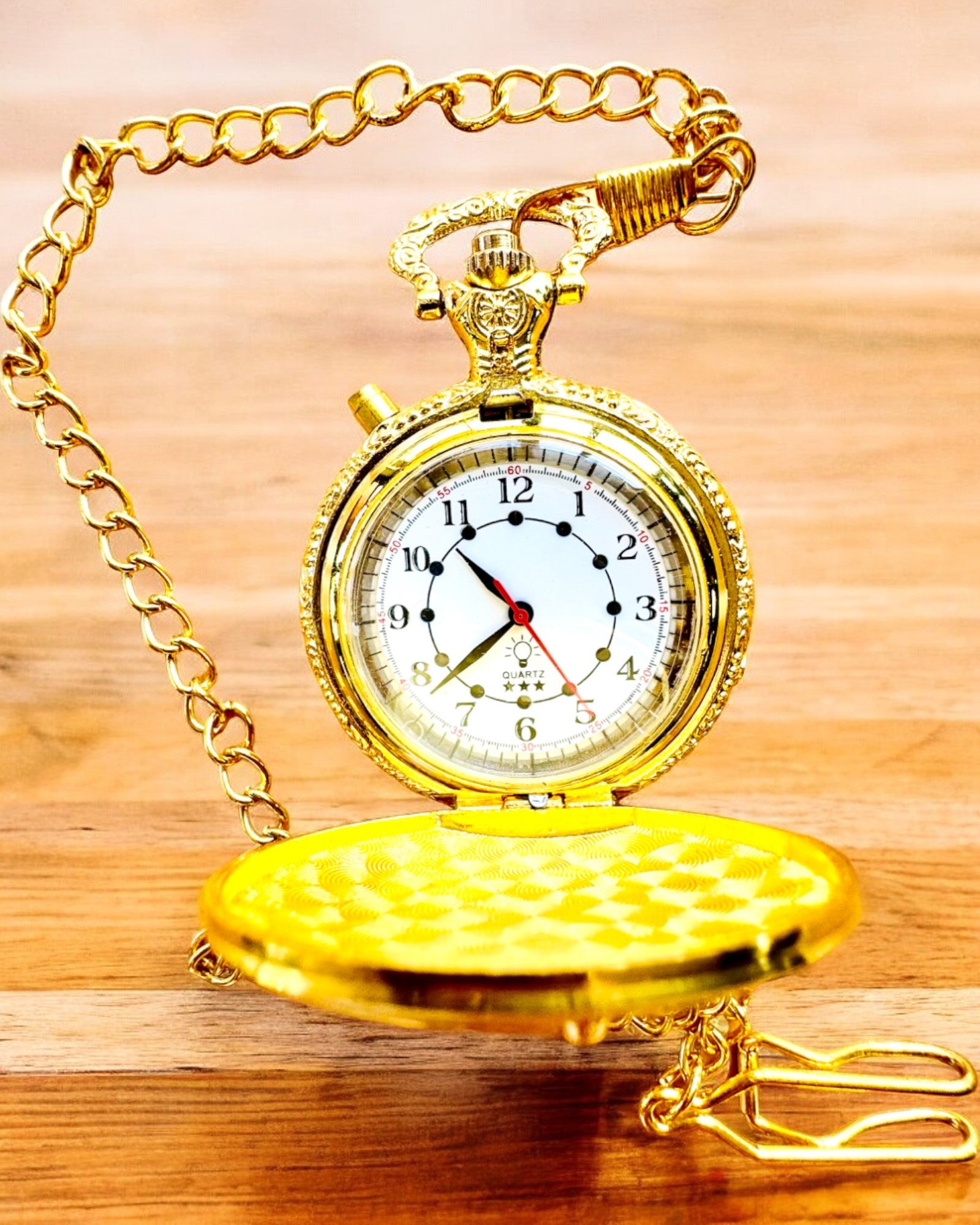 Ceas de buzunar „Motocyklowy Elegancik 2” – Gravură pentru cadou, 3 variante de culoare