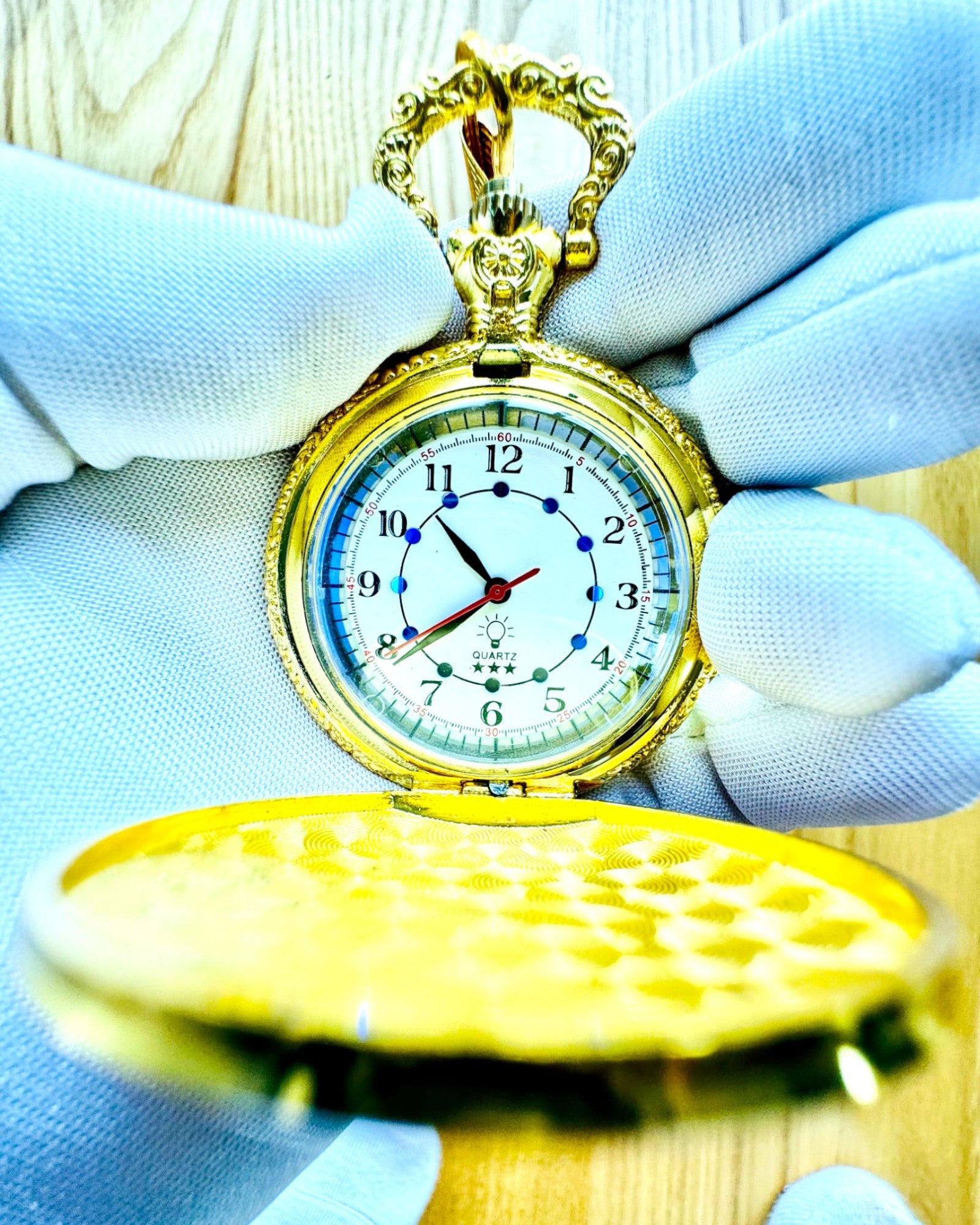 Ceas de buzunar „Motocyklowy Elegancik 2” – Gravură pentru cadou, 3 variante de culoare