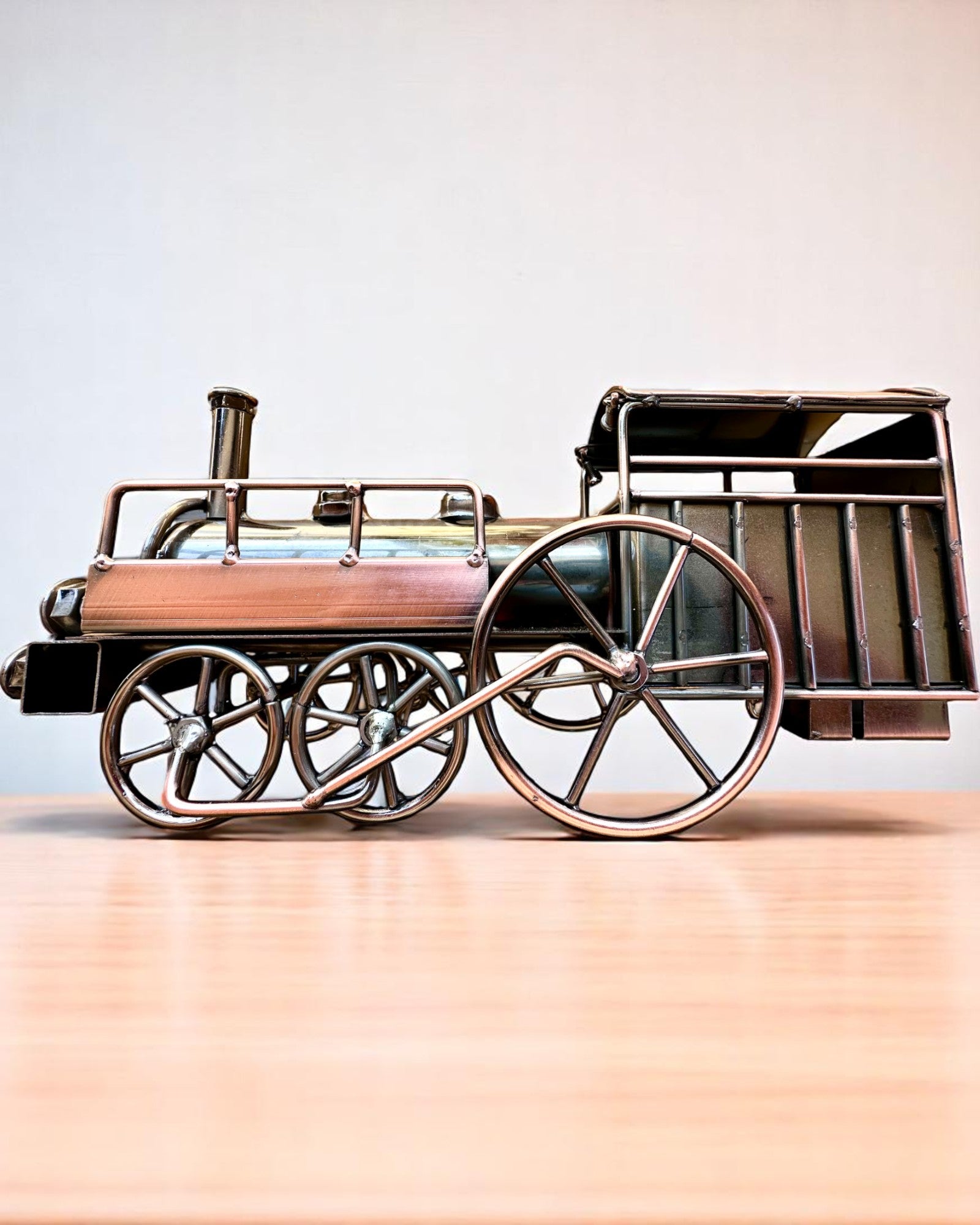 Lokomotywa z żelaza „Retro Express” – dekoracja, model, ręcznie wykonana z możliwością grawerowania na prezent