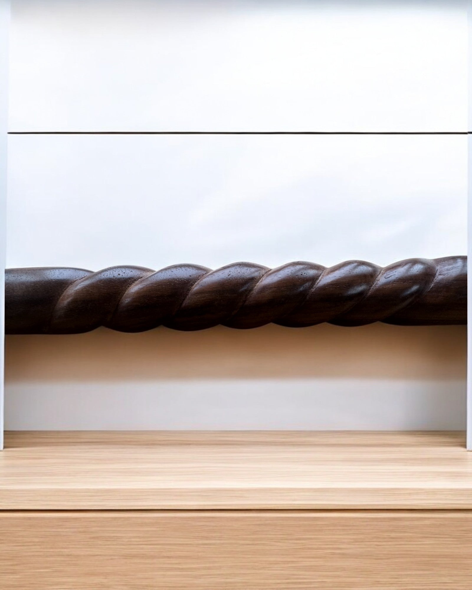 Wilczy Strażnik Ręcznie Rzeźbiona Laska do chodzenia, Drewniana, możliwość personalizowania grawerem