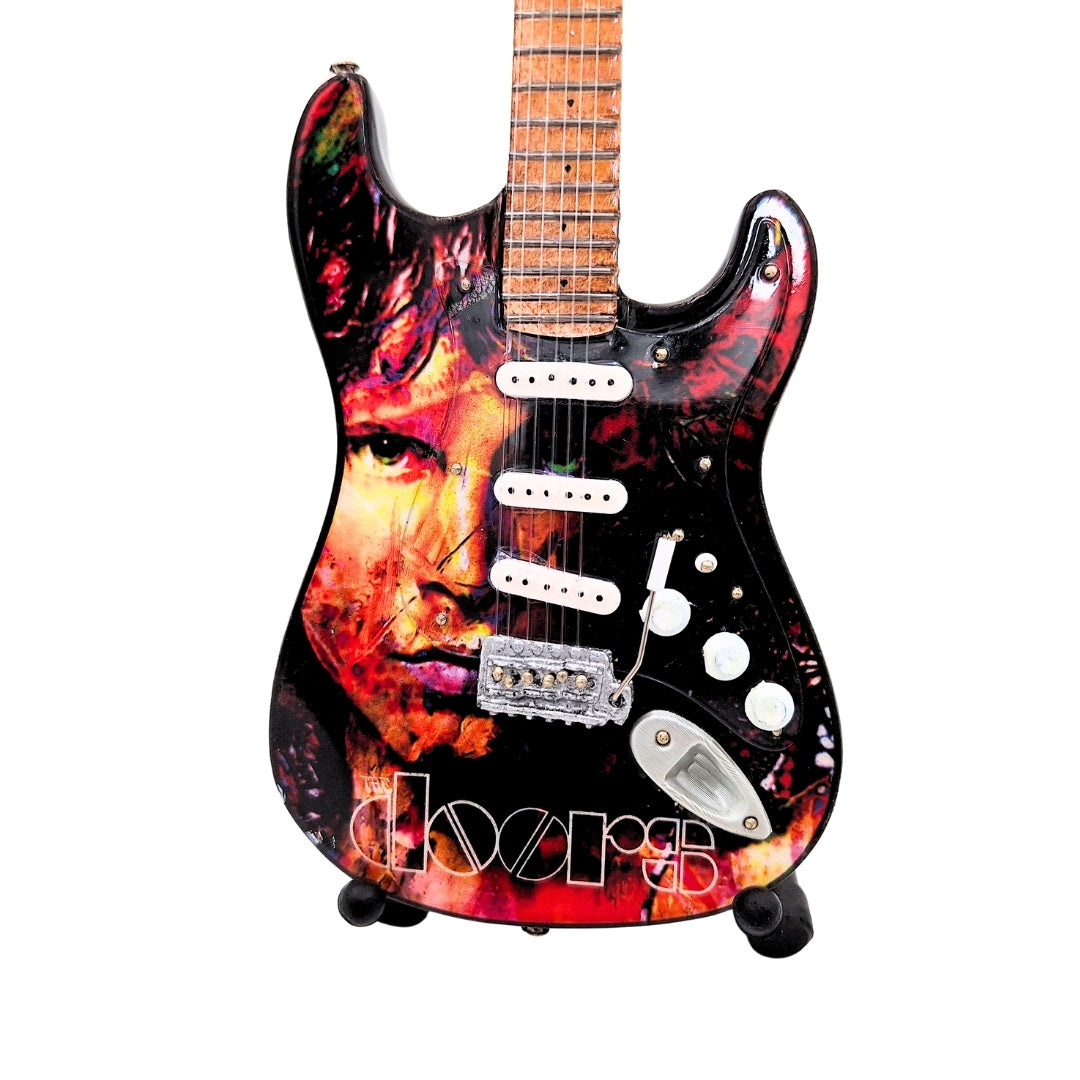 Mini chitară Jim Morrison The Doors - Lemn de mahon - Gravură personalizată - Cadou ideal pentru fanii muzicii - Înălțime 27,5 cm - Element decorativ de colecție