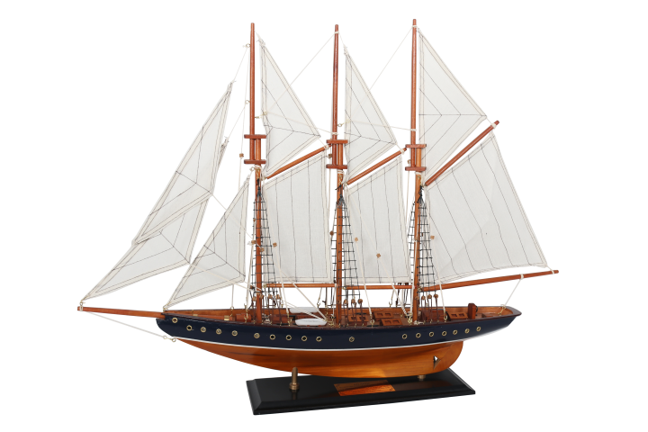 Model de goeletă Atlantic 72cm - replică a navei legendare, personalizabilă prin gravură - cadou ideal pentru iubitorii de navigație - realizat din lemn, cu vele din material textil