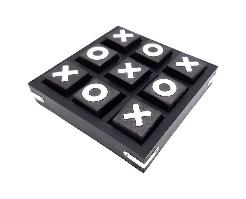 Joc X și 0 din lemn 13 x 13 cm, cu posibilitate de personalizare prin gravură