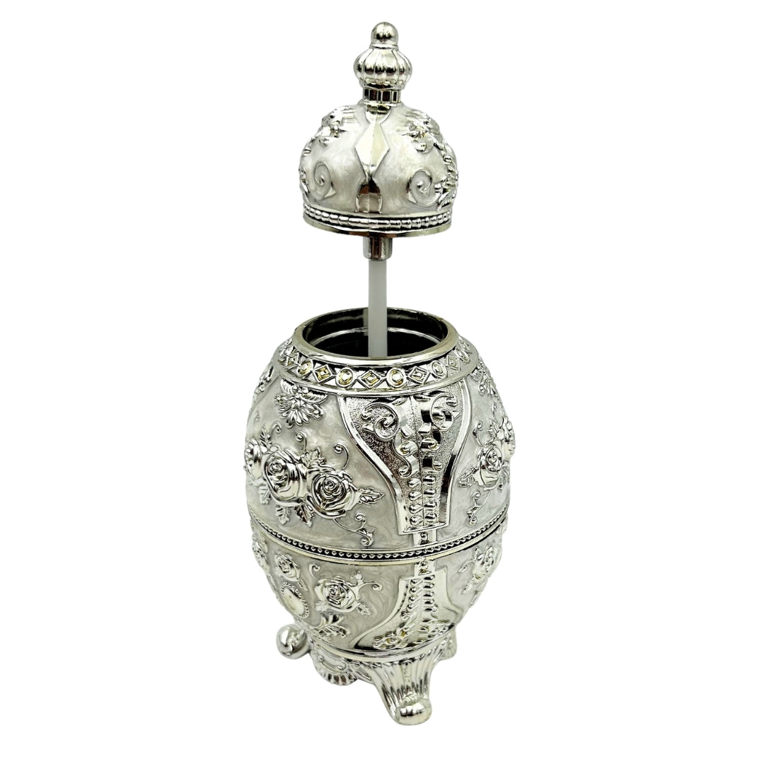 Ou Fabergé argintiu, cu deschidere, cu posibilitate de gravare