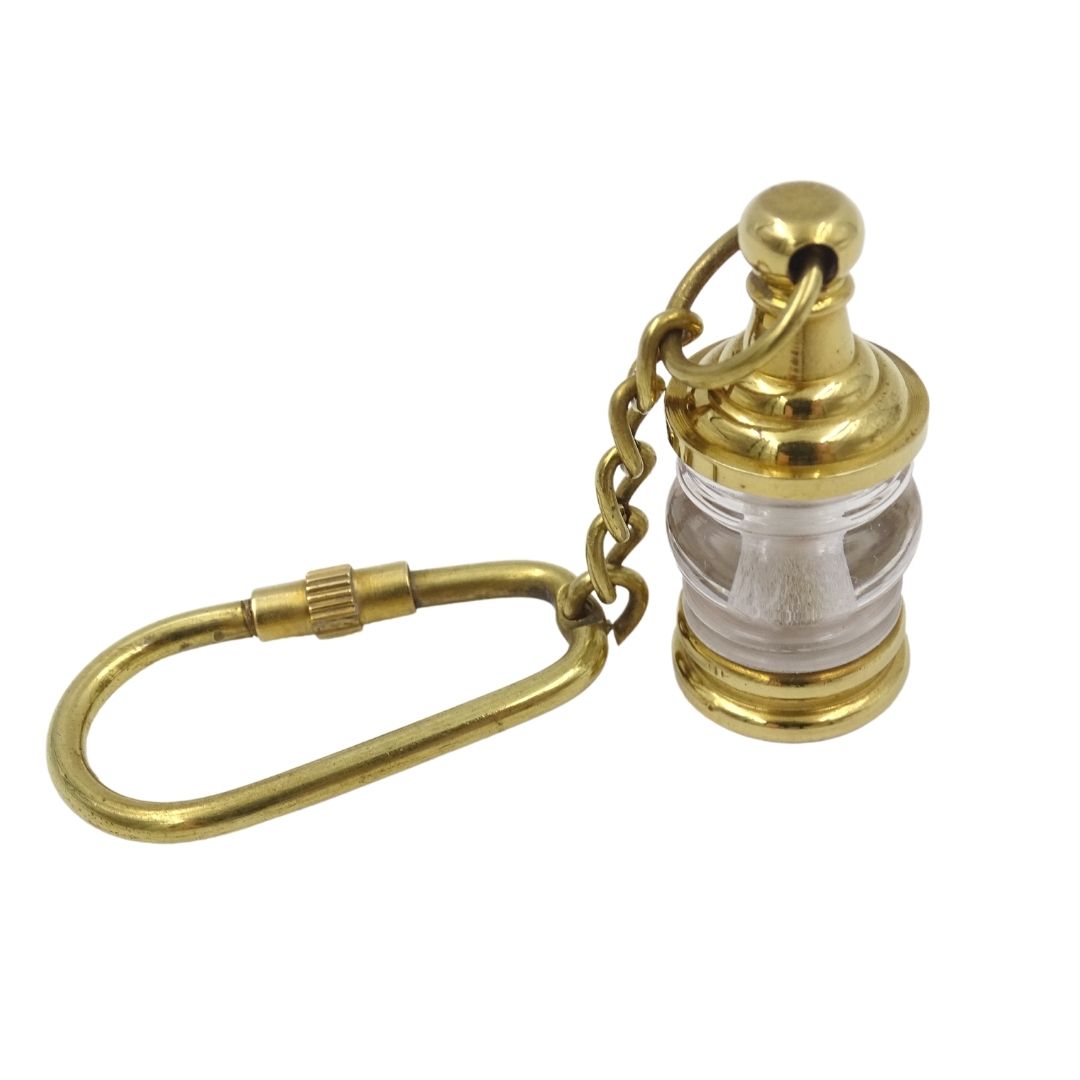 Lampă marinărească breloc pentru chei Key-0118 din alamă și sticlă, aurie, gravură personalizată, ideală pentru cadou, dimensiuni 11 x 2 x 2 cm