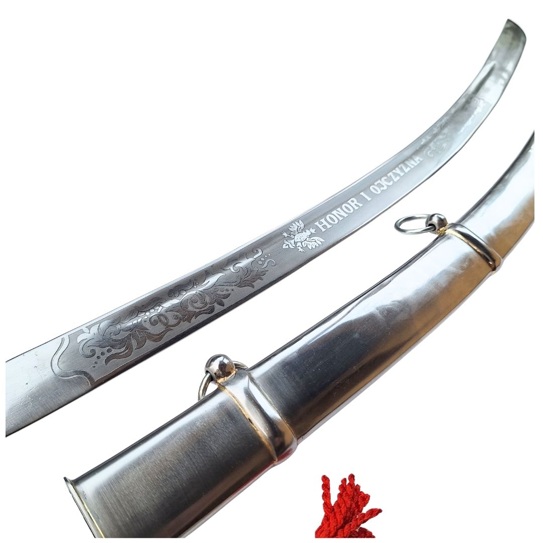 Replică a sabiei de cavalerie „Radziwiłłówka” din 1917, cu inscripția „Onoare și Patrie” - gravură personalizată, cadou elegant, oțel necălit, lungime 91 cm