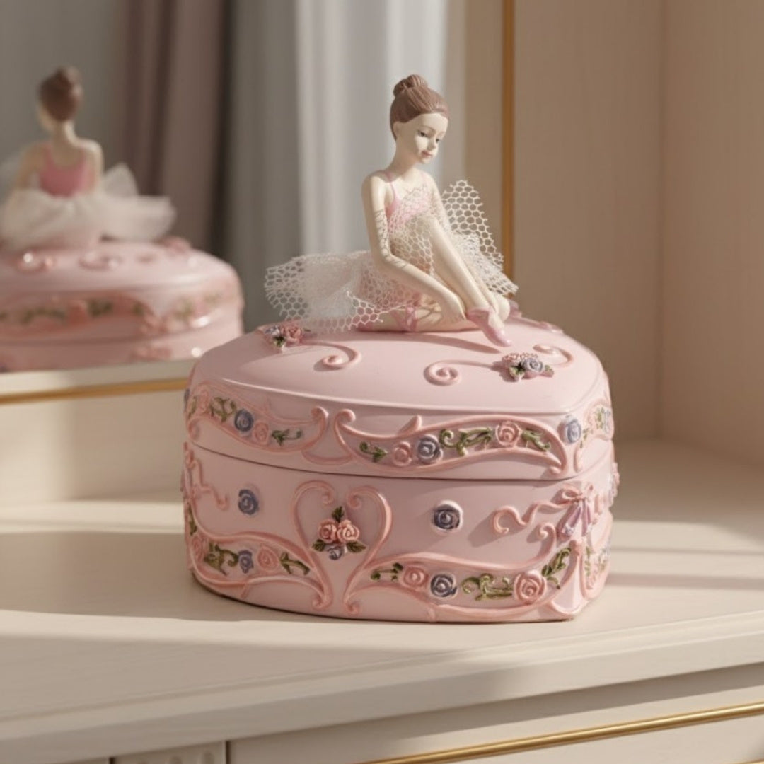 Cutie muzicală mică inimă cu balerină Lacul Lebedelor, cu posibilitate de personalizare prin gravură, roz, 12,5 cm, cadou ideal pentru zi de naștere sau aniversare