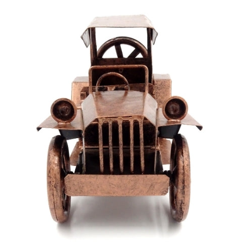Automobil retro NC1737
