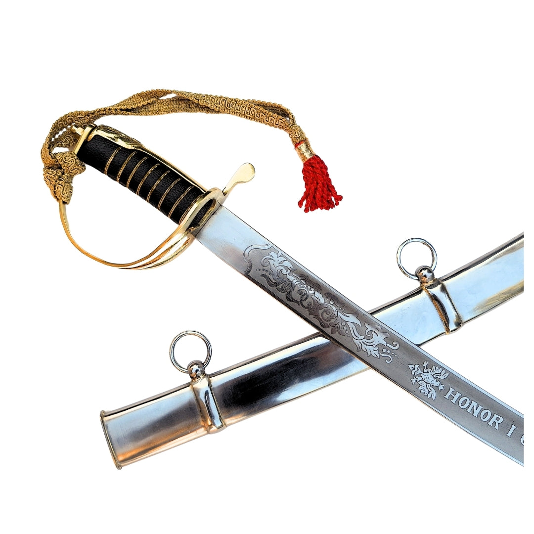 Replică a sabiei de cavalerie „Radziwiłłówka” din 1917, cu inscripția „Onoare și Patrie” - gravură personalizată, cadou elegant, oțel necălit, lungime 91 cm