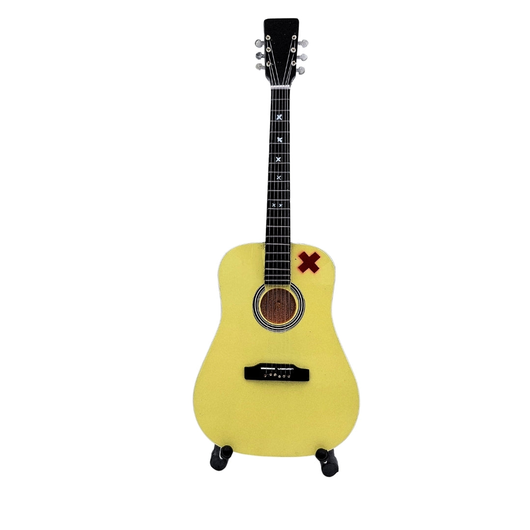 Mini chitară Ed Sheeran 27,5 cm din mahon, cu posibilitate de personalizare prin gravură