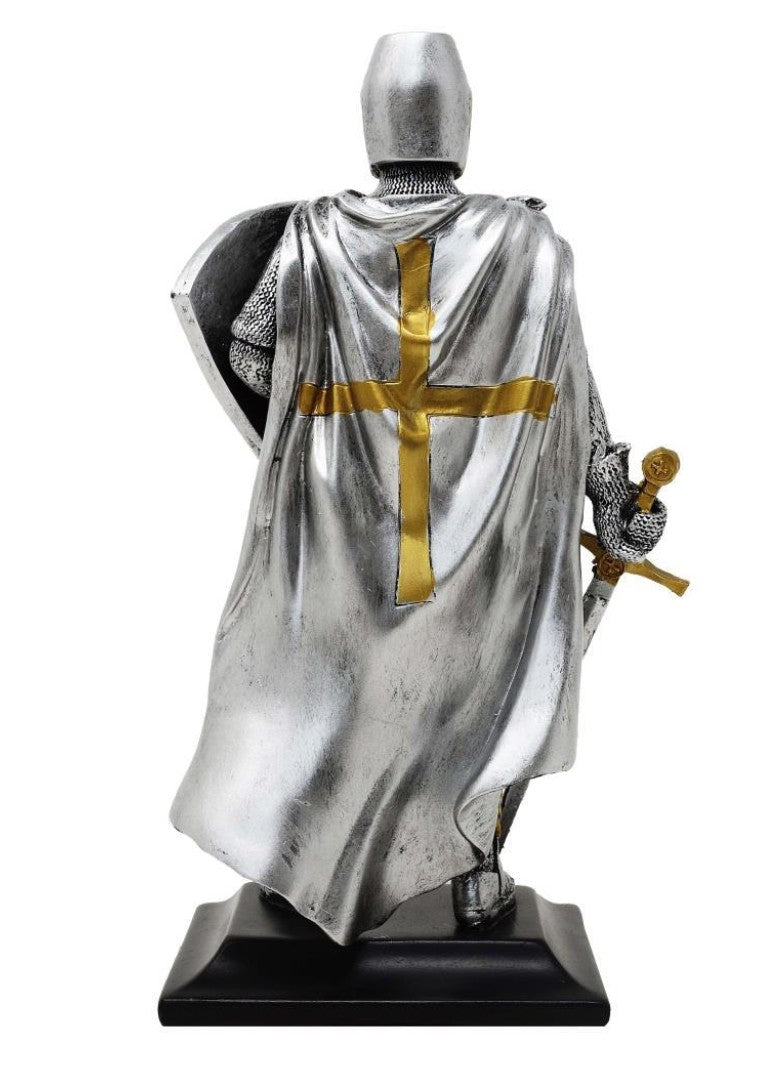 Figurină mare de cavaler teuton din poliresină, cu posibilitate de personalizare prin gravură