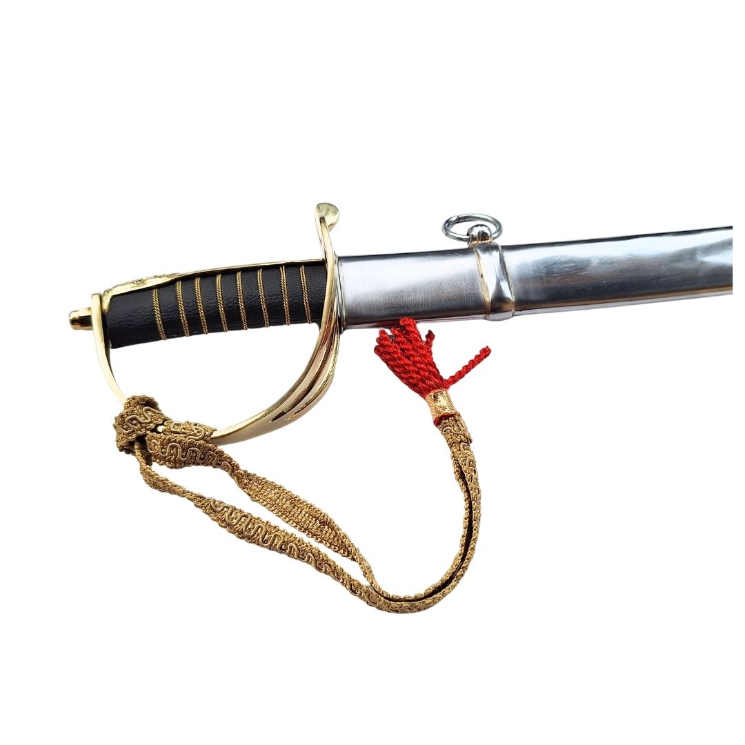 Replică a sabiei de cavalerie „Radziwiłłówka” din 1917, cu inscripția „Onoare și Patrie” - gravură personalizată, cadou elegant, oțel necălit, lungime 91 cm