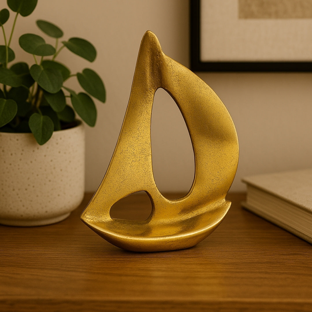 Iaht auriu din aluminiu 19,5 cm, cu posibilitate de personalizare prin gravură - decorațiune elegantă de oferit cadou iubitorilor de navigație