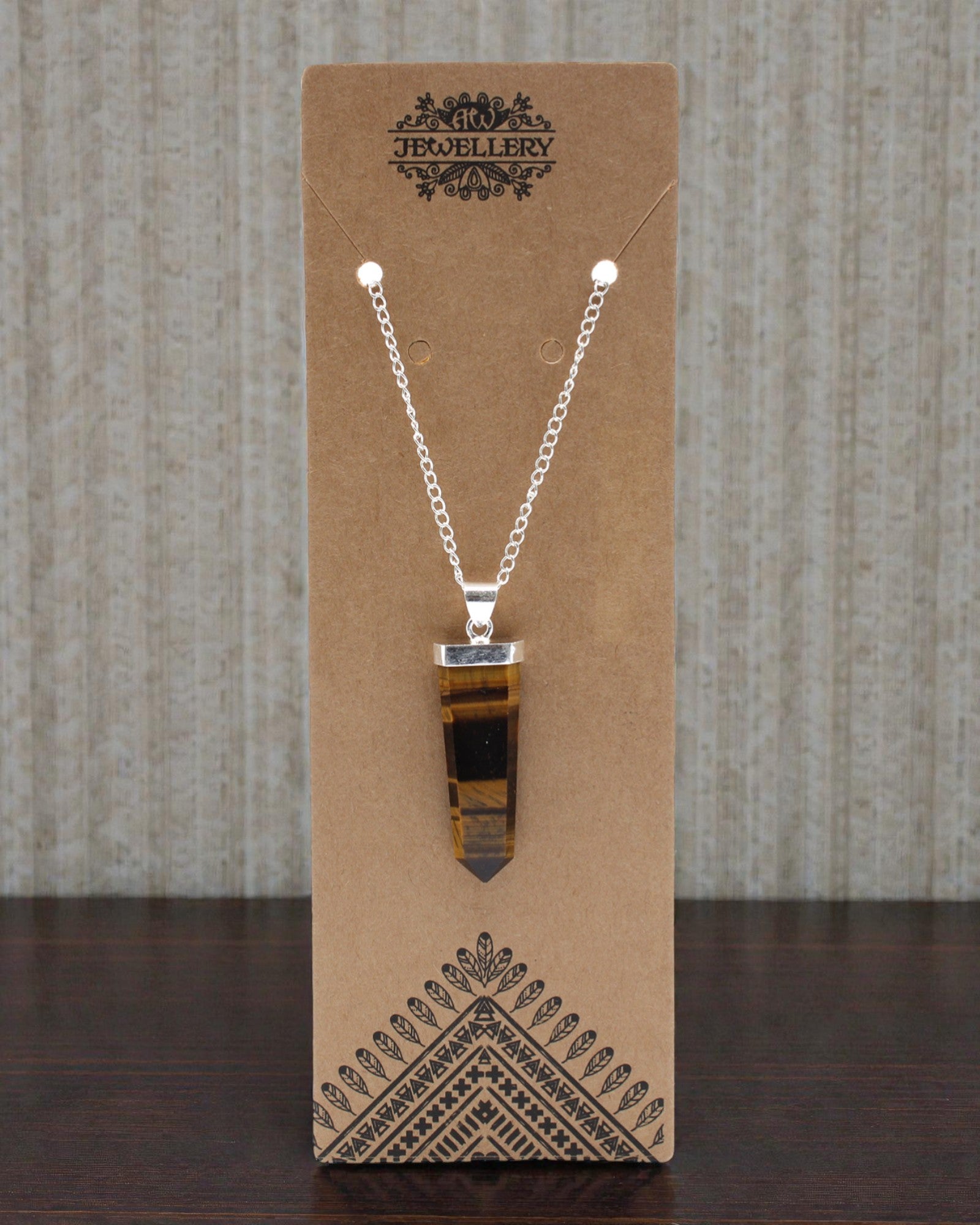 Tiger Flame – Pandantiv plat din Ochi de Tigru, șlefuit în tăietură de cristal