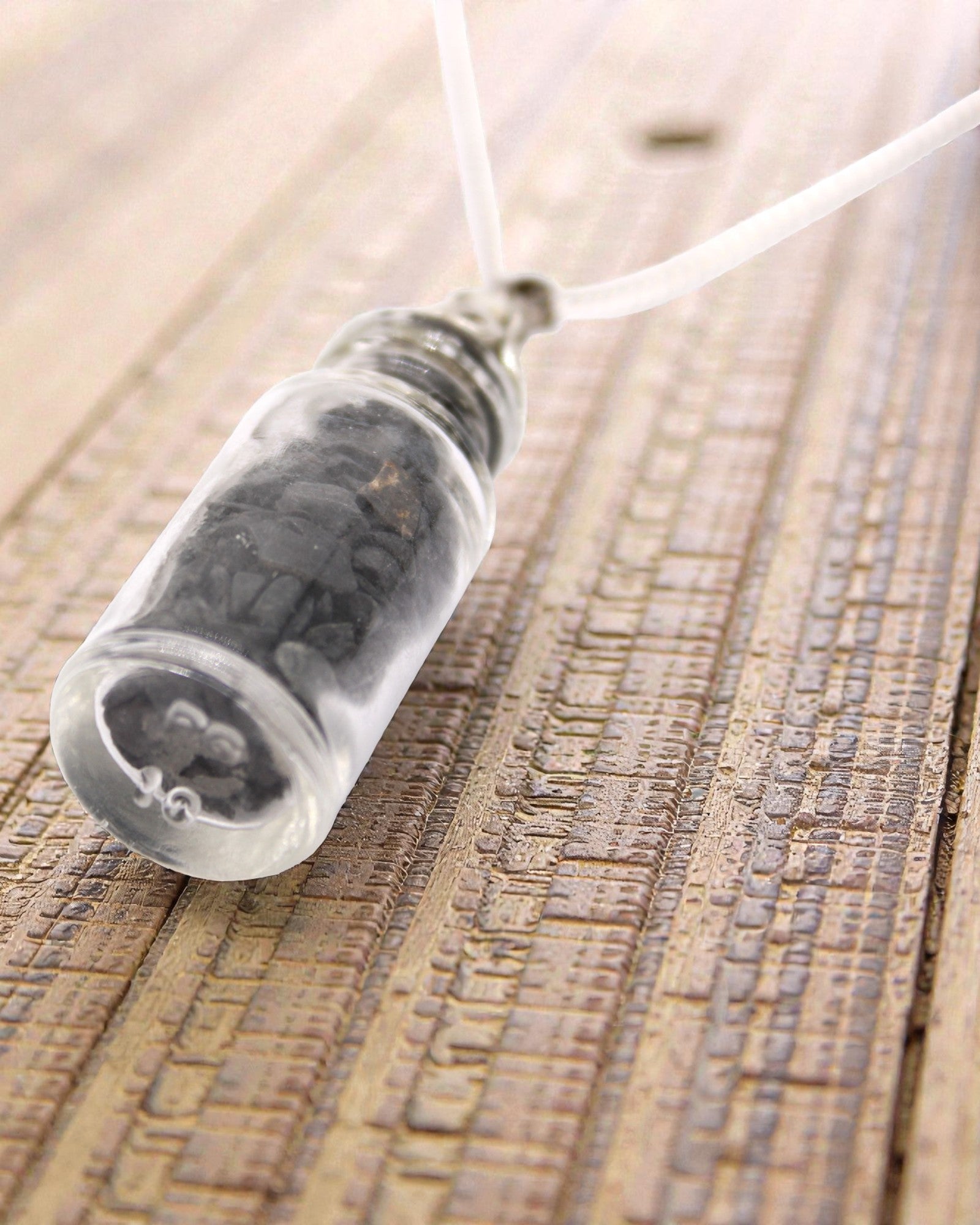 Talismanul puterii în nuanță de verde sticlă – Colier cu onix negru