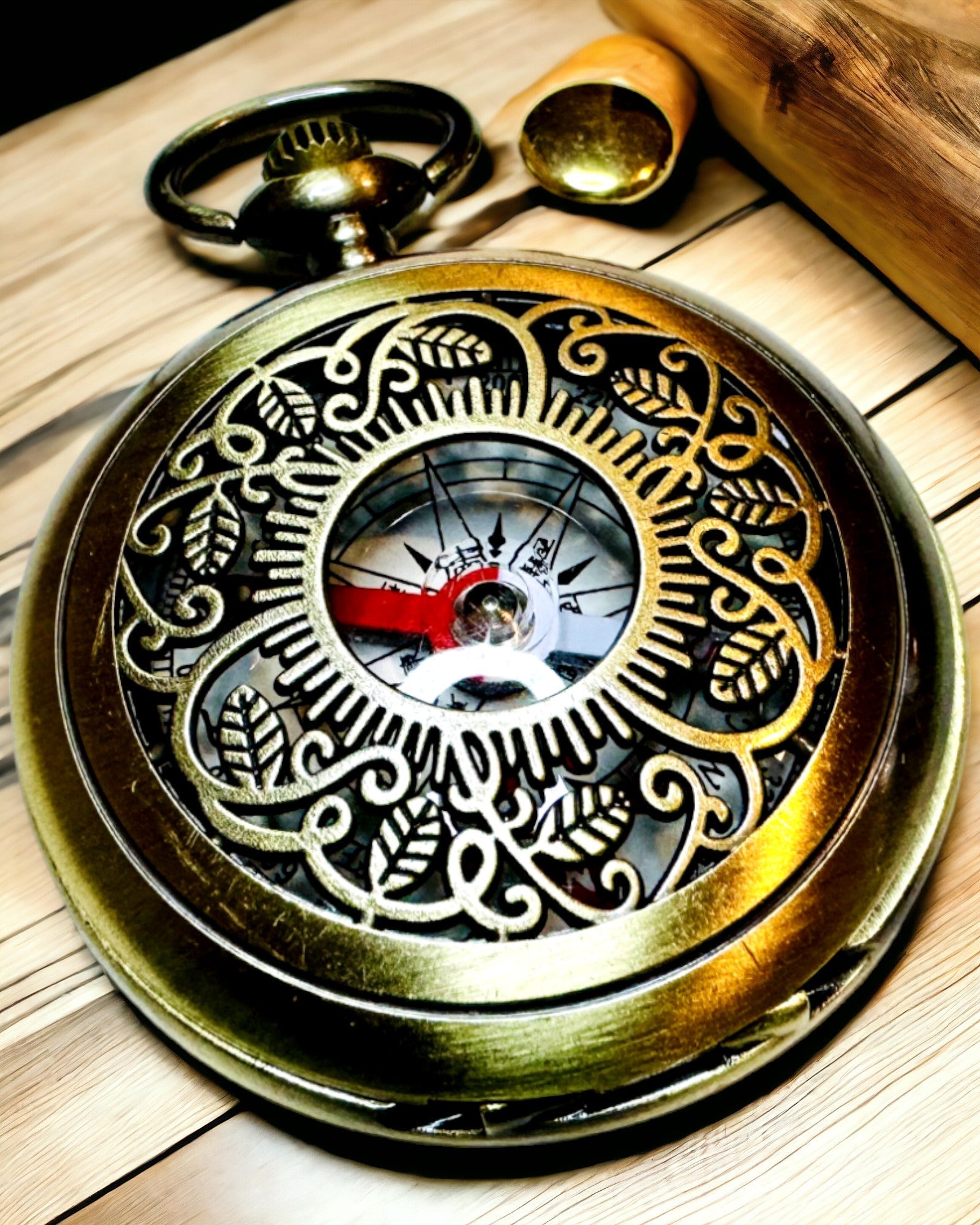 Busolă de Navigație în Stil Vintage cu Model Ajour – culoare maro-auriu
