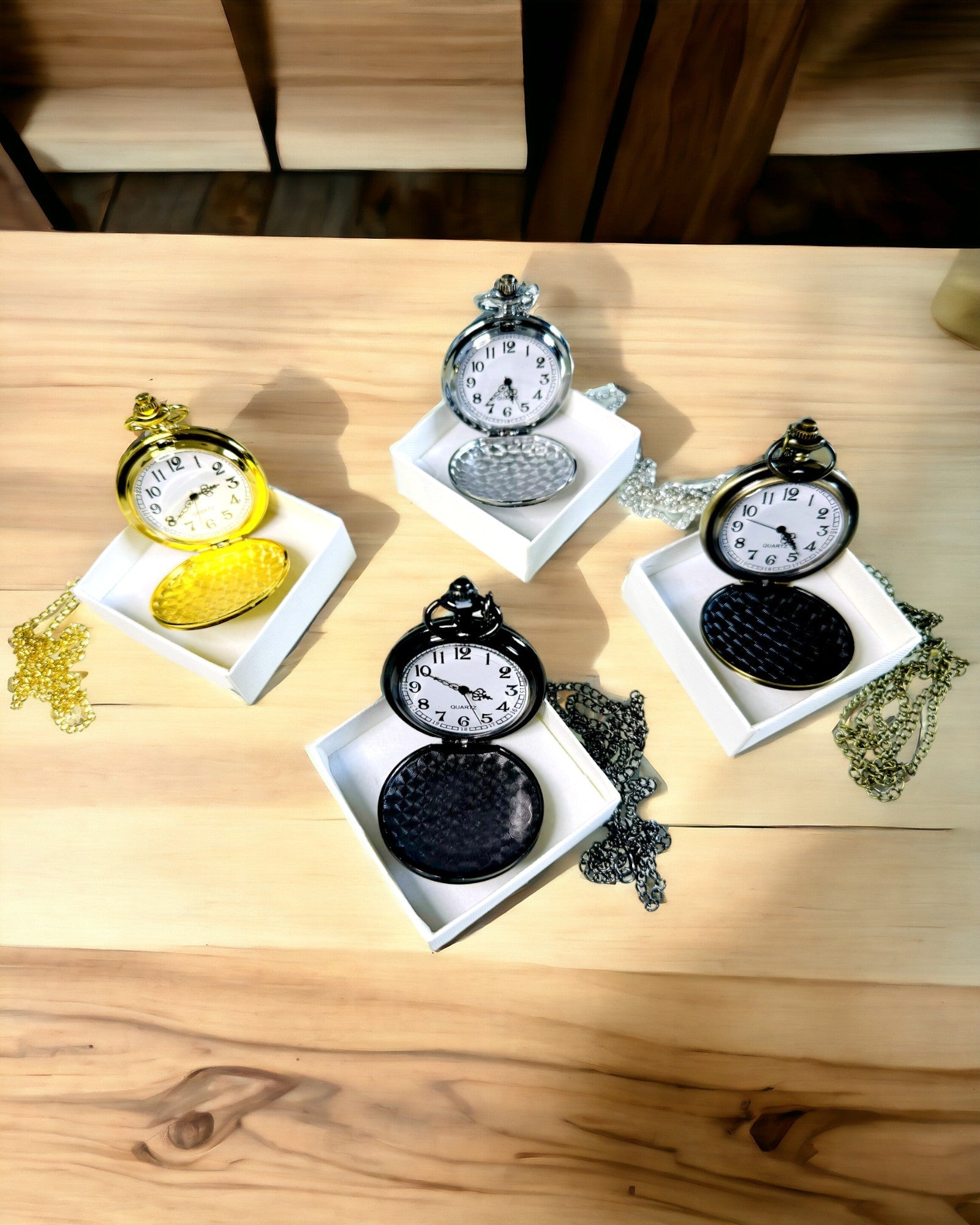 Klasyczny Srebrny Zegarek Kieszonkowy z Opcją Grawerowania