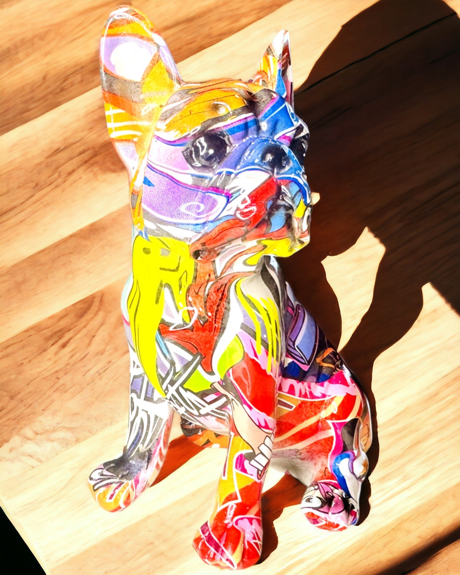 Figurină Bulldog Francez Realizată Manual în Stil Street Art cu Opțiune de Gravare