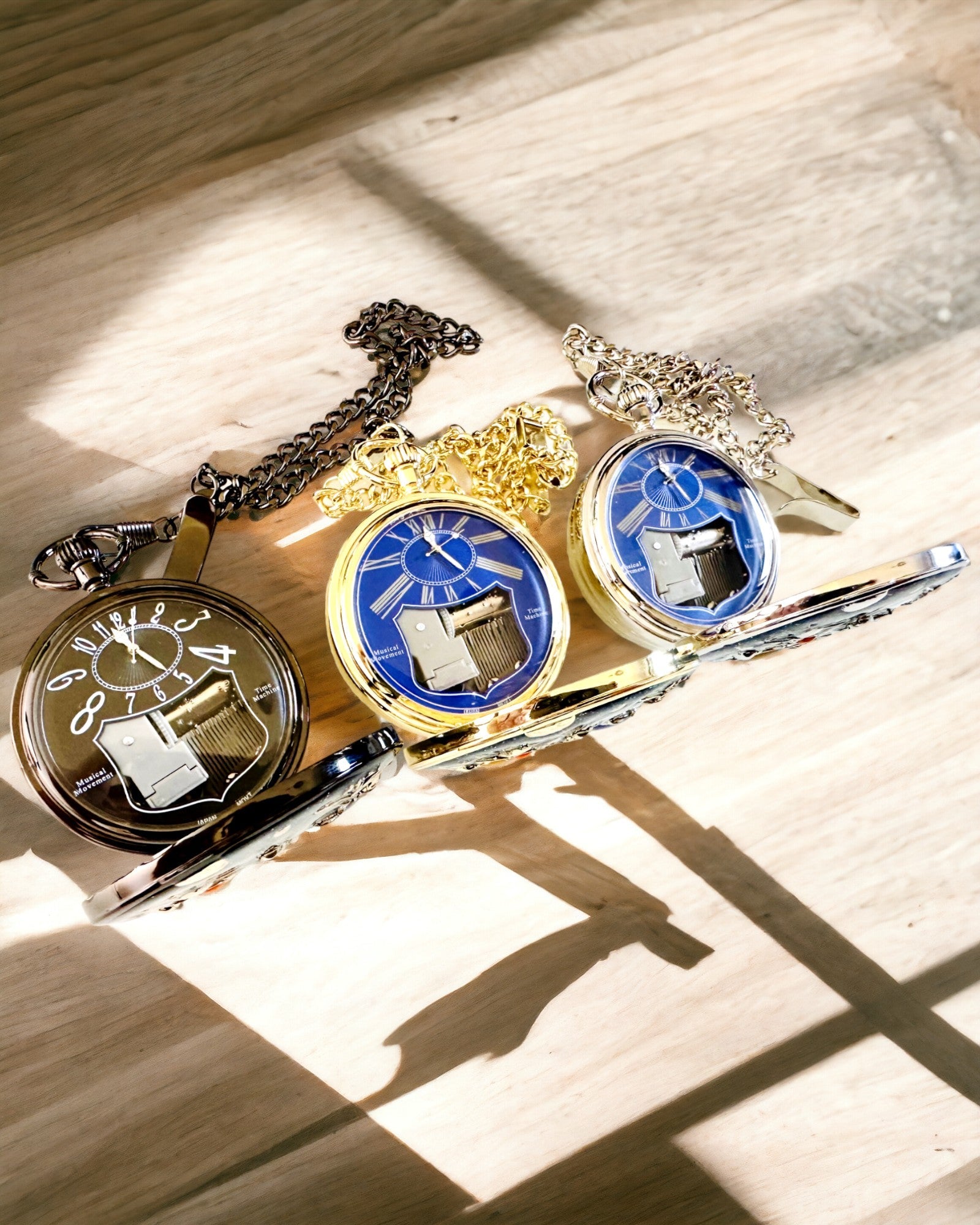 Ceas de buzunar "Astrum Temporis" - Ramă aurie. Posibilitate de personalizare cu gravură