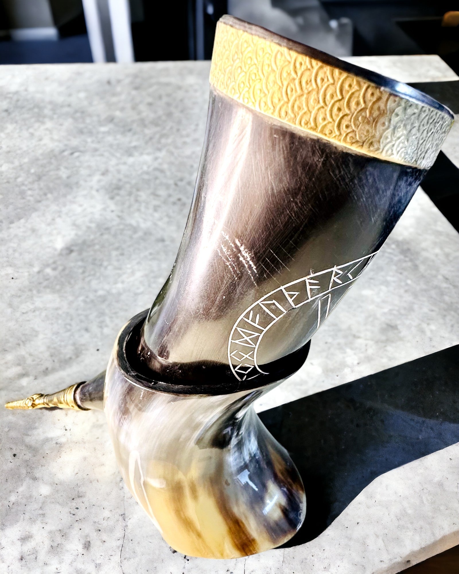 Cana din Corn "Viking Valor" - Gravură Manuală, Calitate Premium - 4 variante disponibile