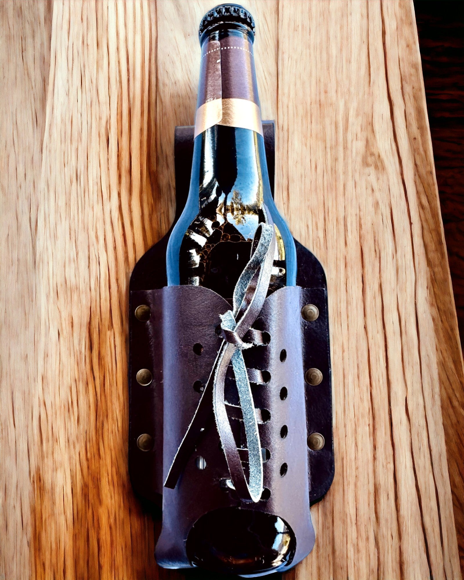 Husă din piele pentru sticlă "LeatherCraft Elegance" - posibilitate de personalizare