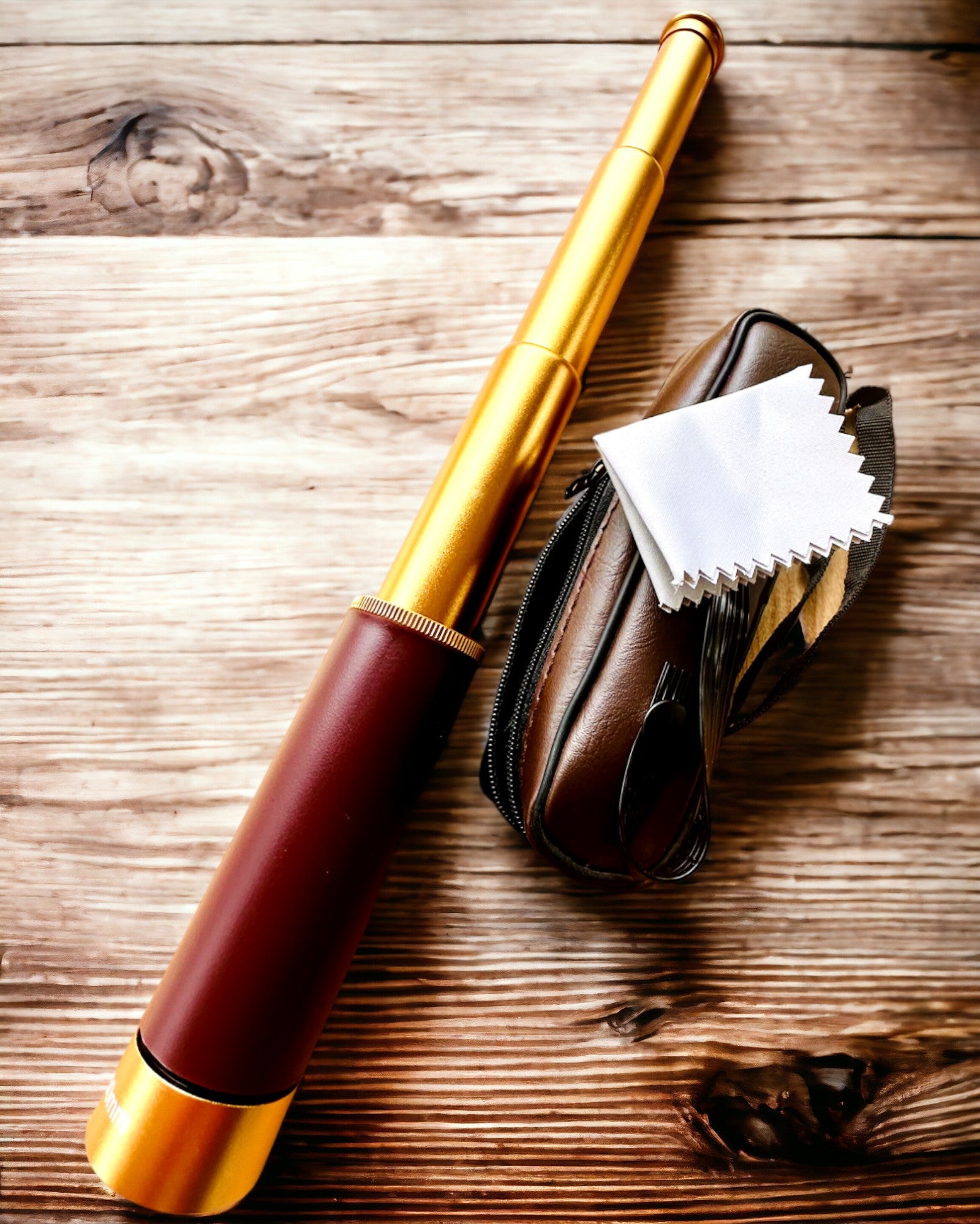 Lunetă Monoculară Explorer 25x30 - Telescop Portabil, Pliabil de Mână, posibilitate de personalizare cu gravură